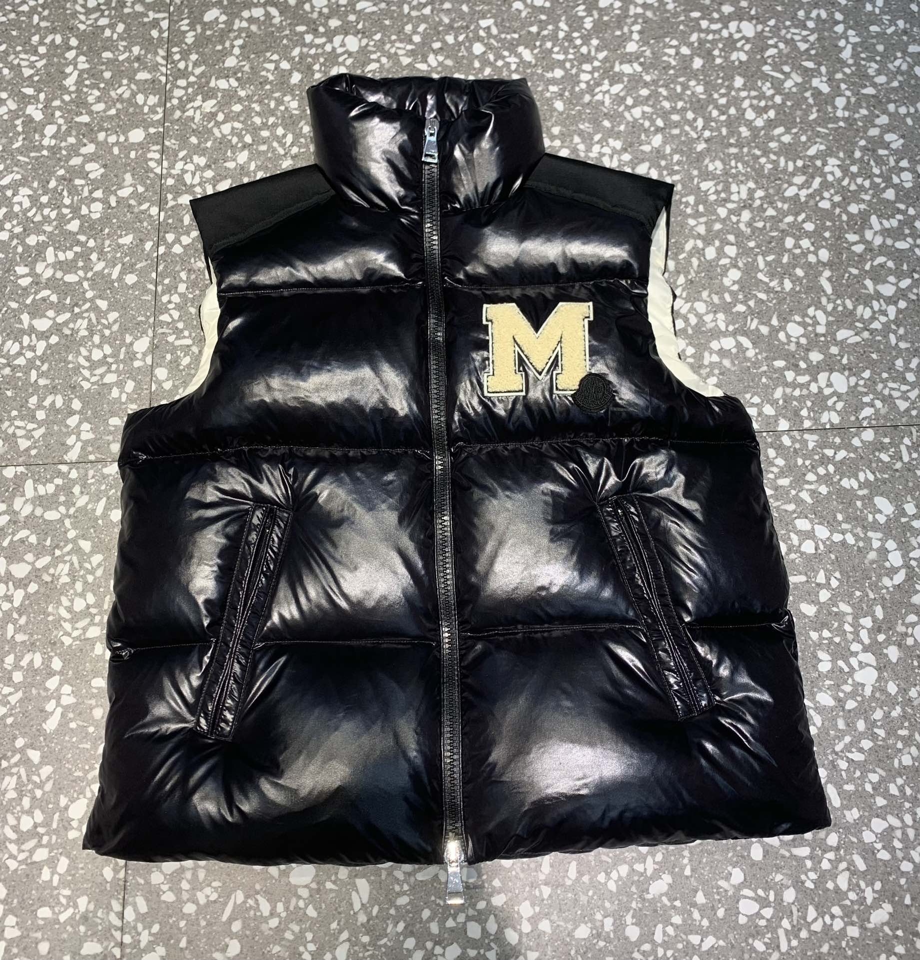 OWN - Casual vest 1