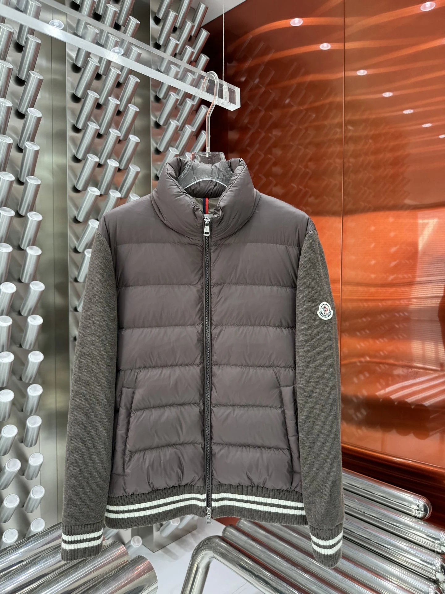 High quality knitted down jacket 002