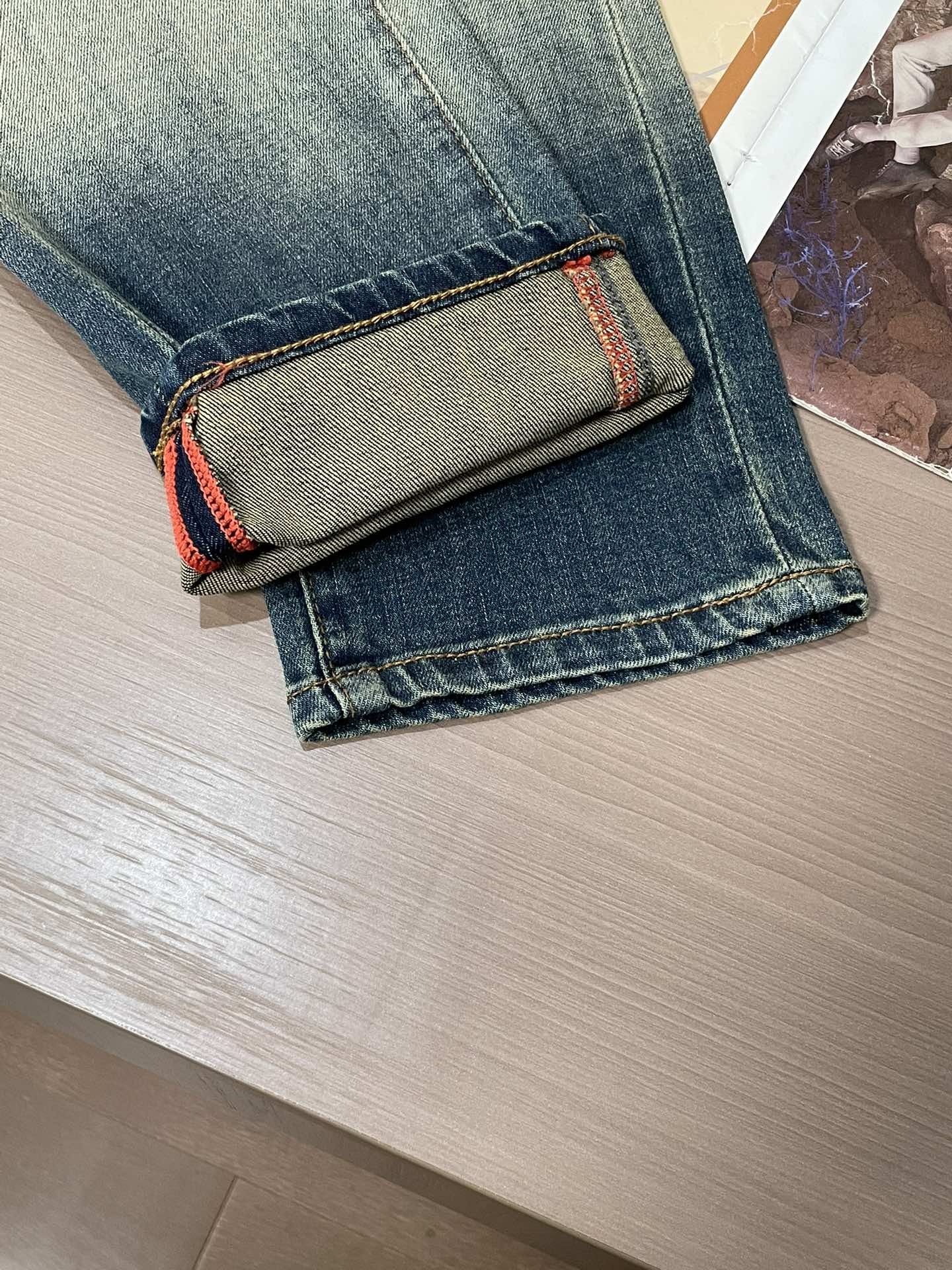 Prad 专柜最新同款牛仔裤