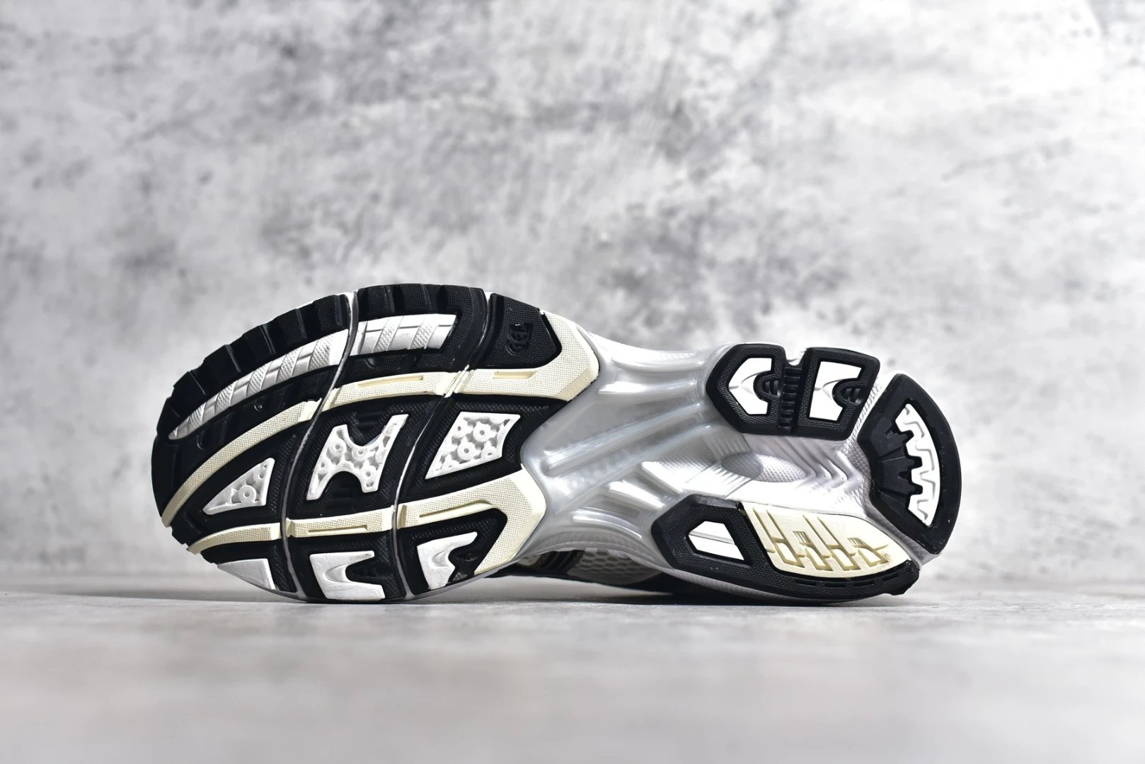 Freps - High Quality Shoes 004
