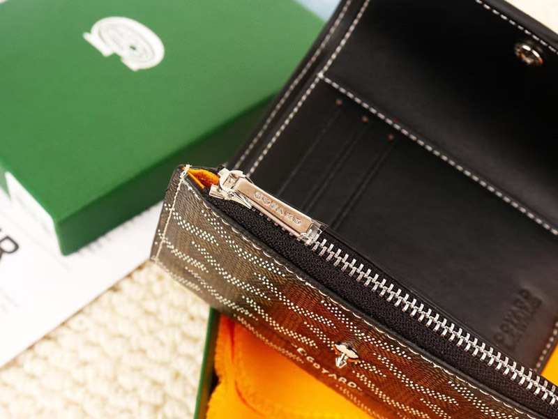 High quality change card bag, please add : 18030258501 if you need size guide