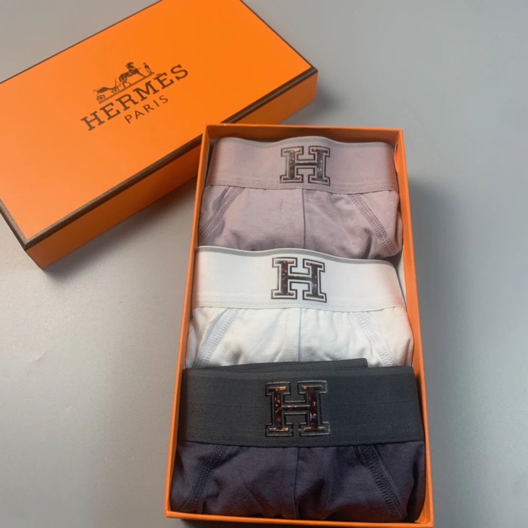 High quality men's underwear in a box of three, with a color selection of 12