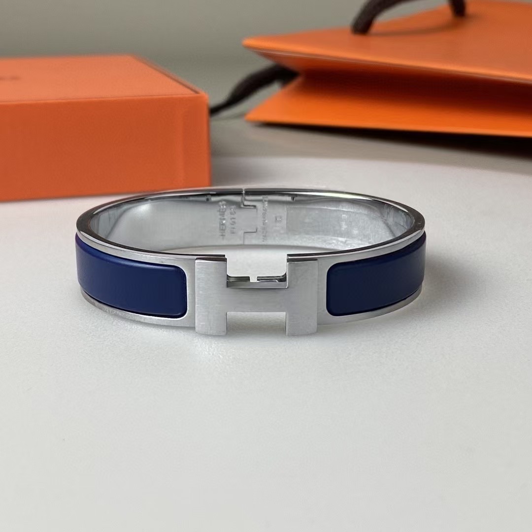 High quality enamel bracelet