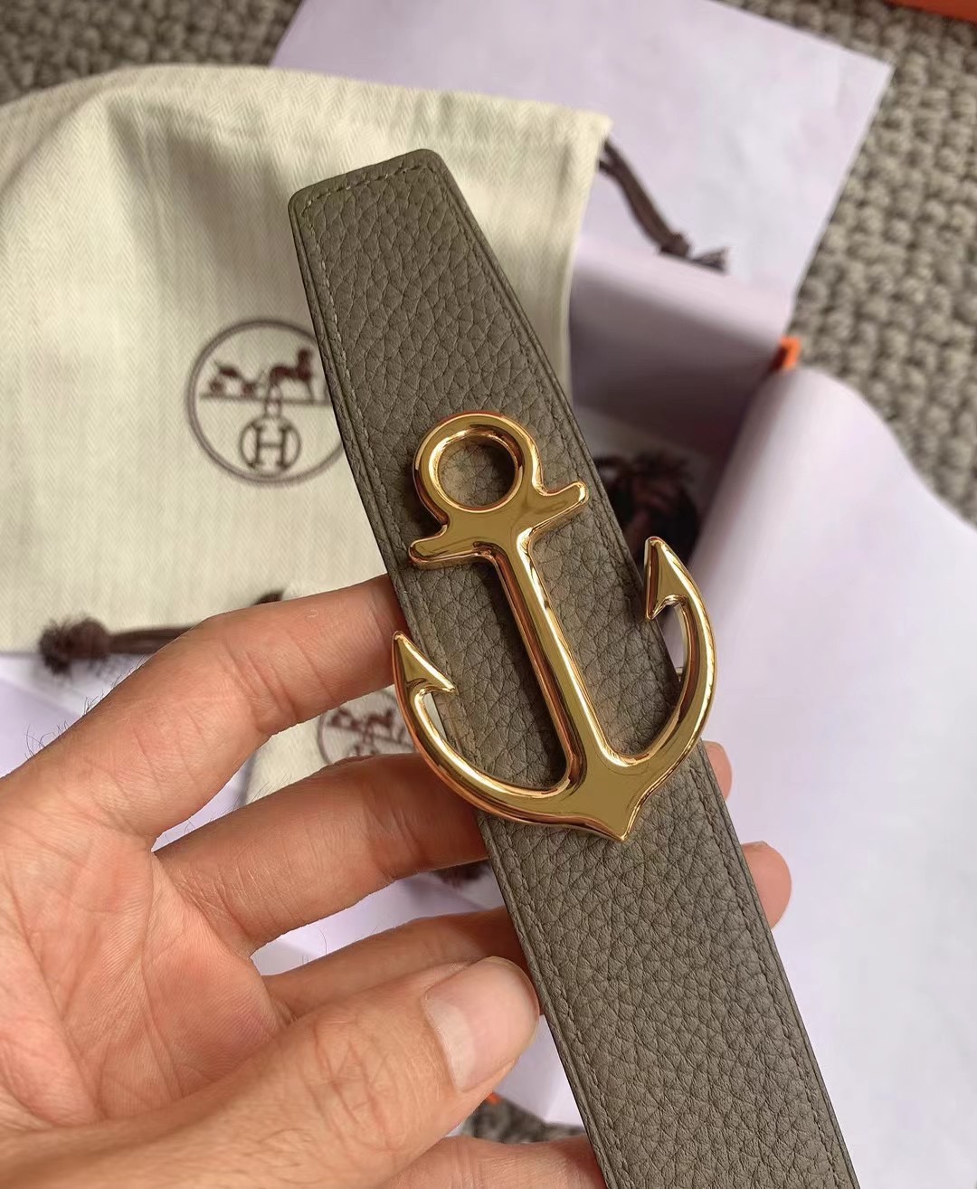High quality, simple and refined women's waist belt 3 pcs add : 18859952090 if you need size guide