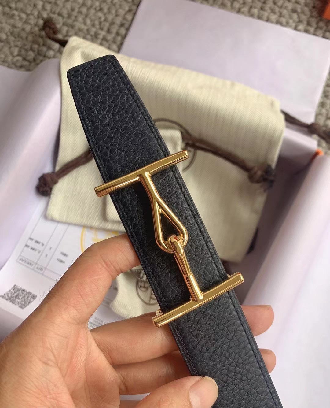 High quality, simple and refined women's waist belt 3 pcs add : 18859952090 if you need size guide