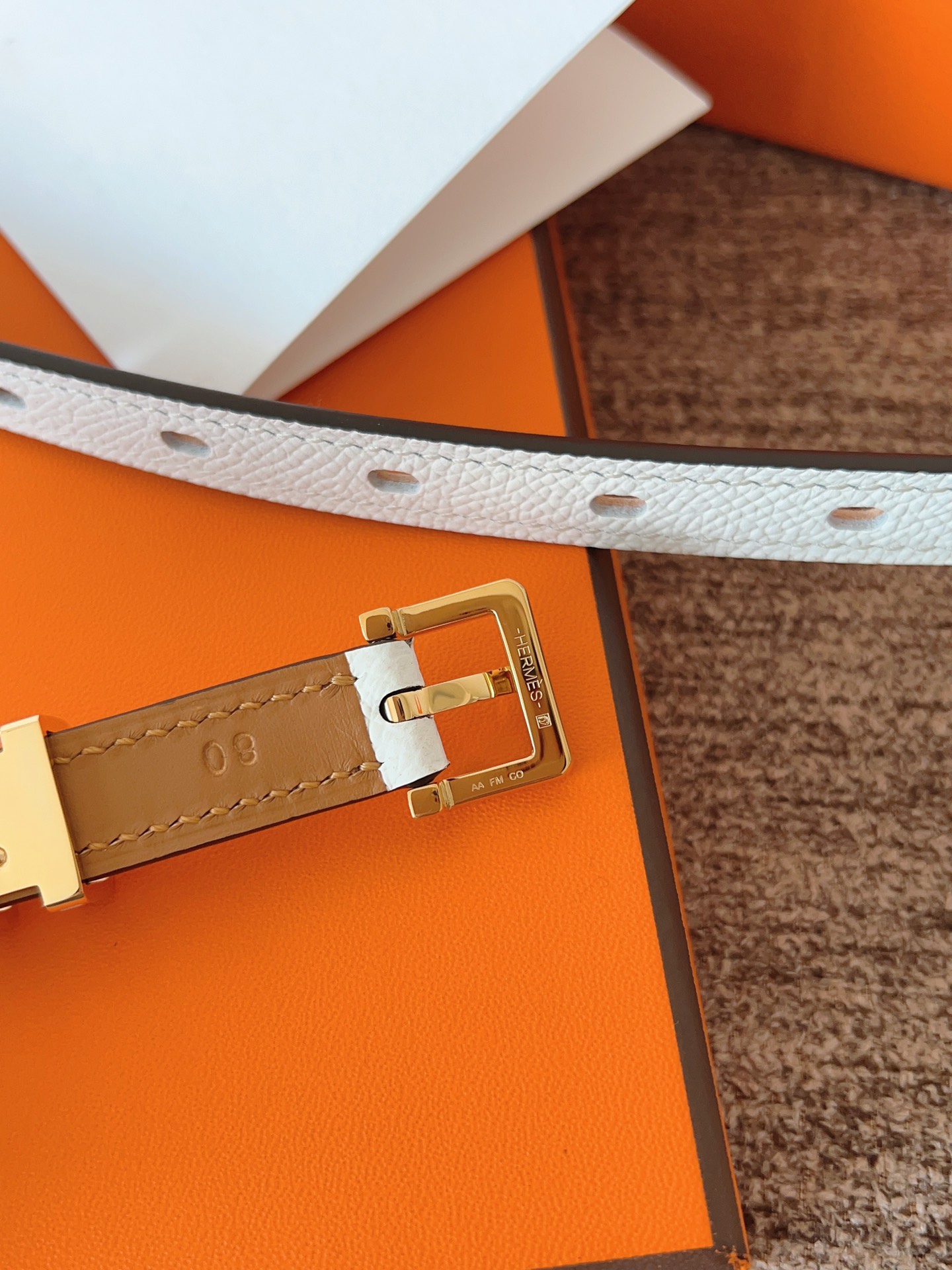 High quality, simple and refined women's waist belt 3 pcs add : 18859952090 if you need size guide