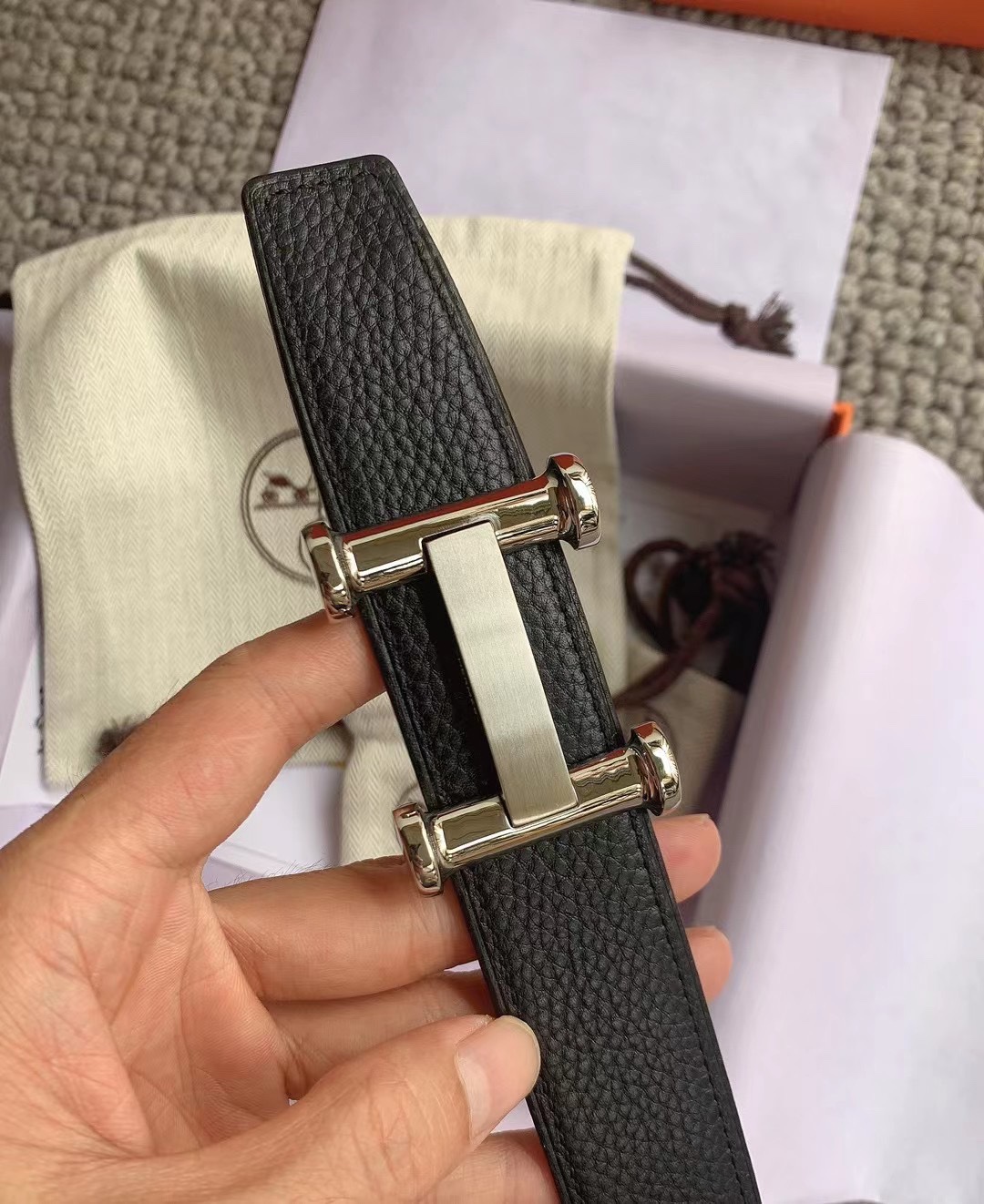 High quality, simple and refined women's waist belt 3 pcs add : 18859952090 if you need size guide