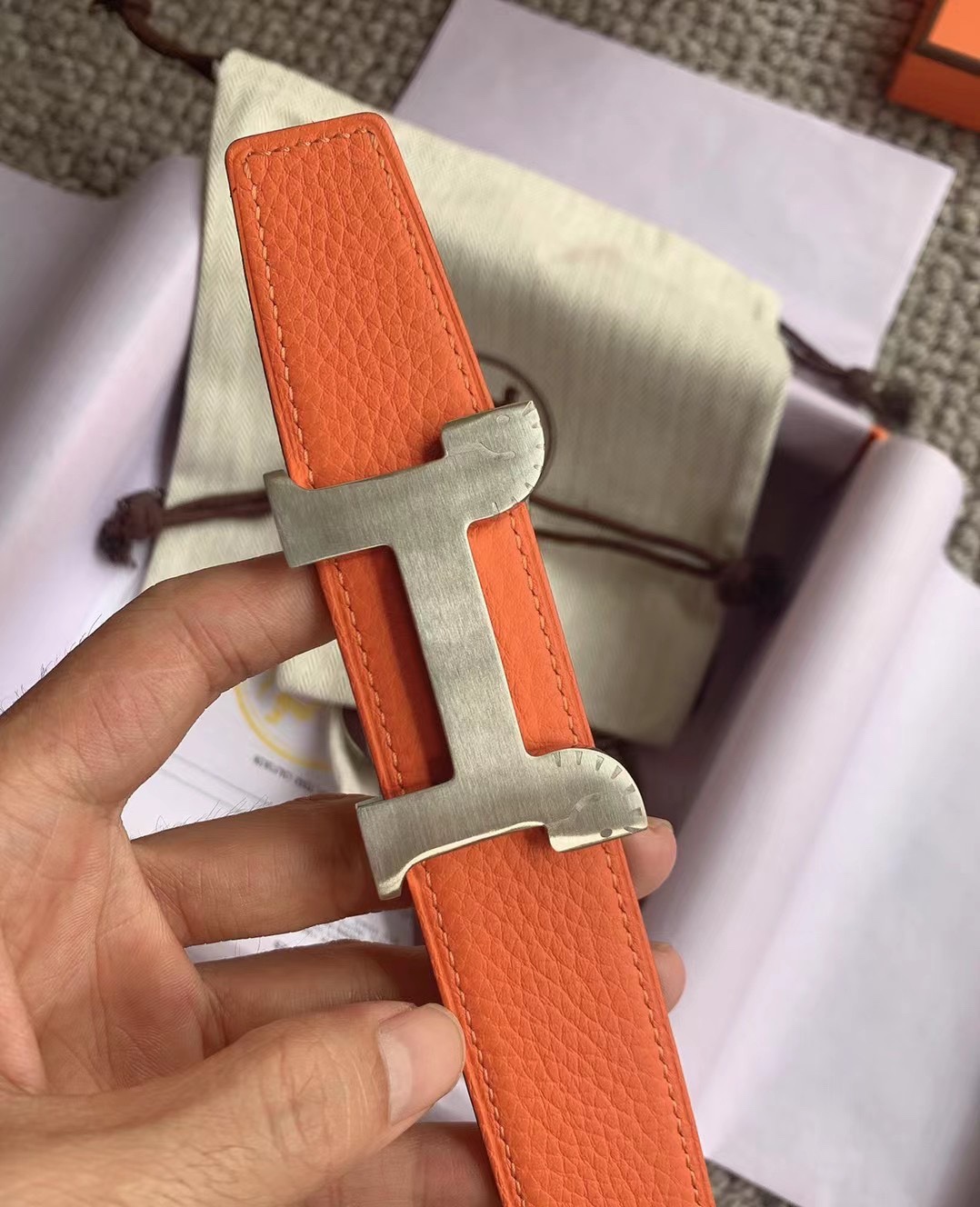 High quality, simple and refined women's waist belt 3 pcs add : 18859952090 if you need size guide