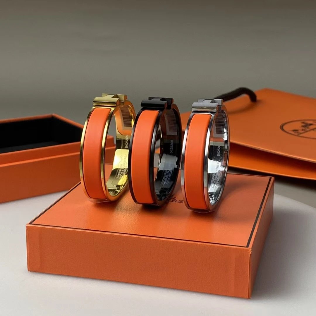 High quality enamel bracelet