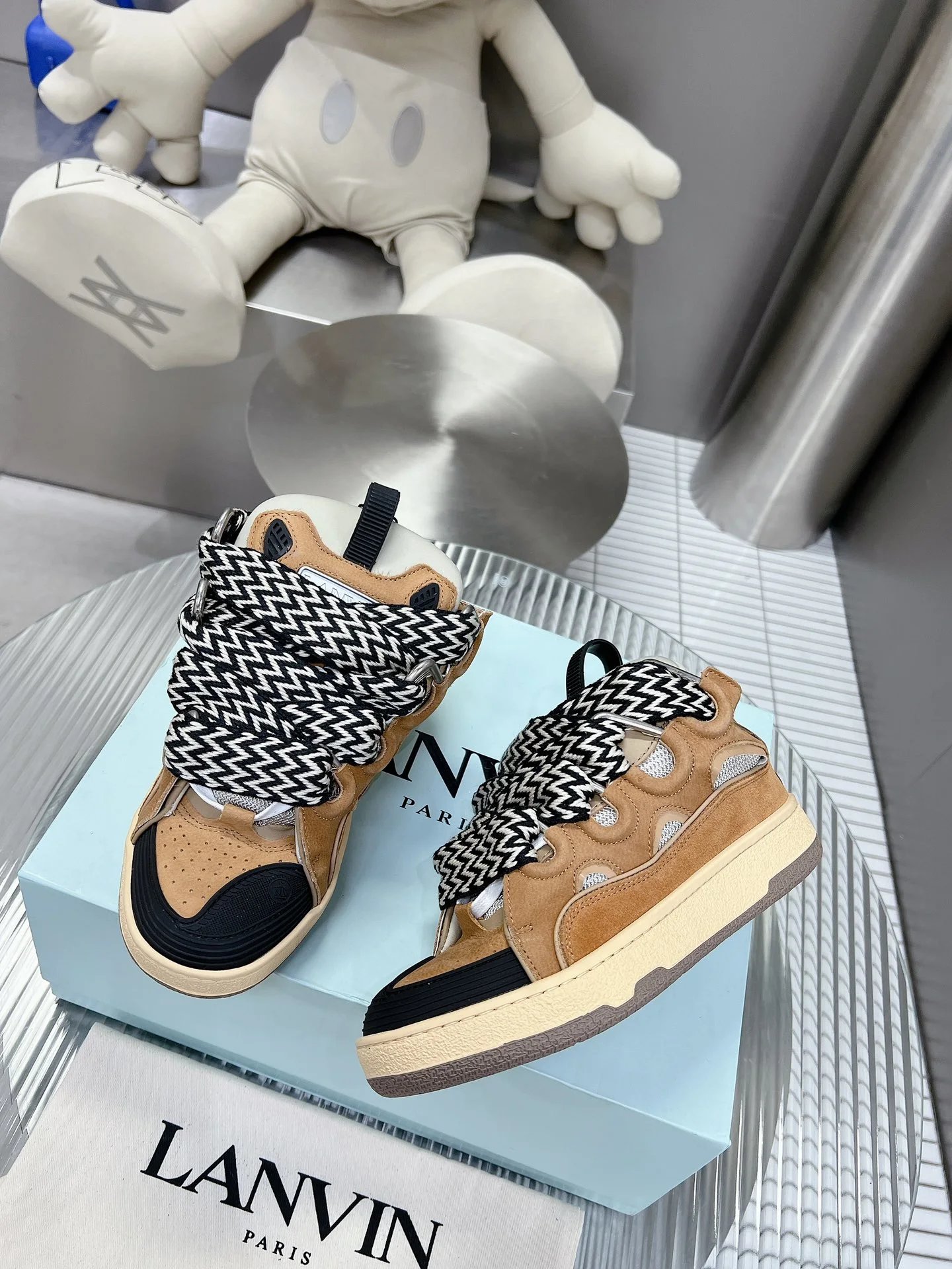 High quality shoes 001-XW