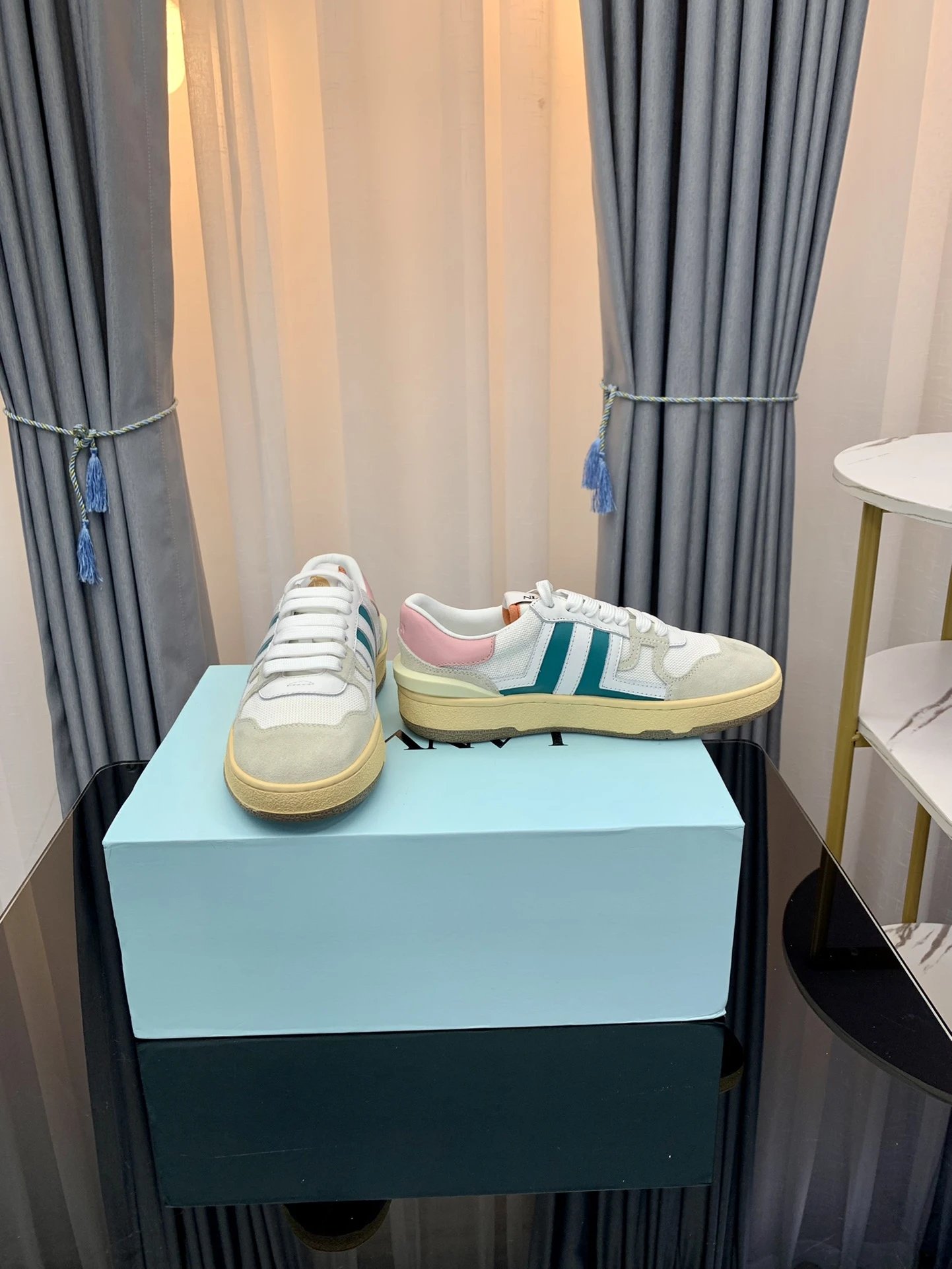 Freps - High Quality Shoes 001