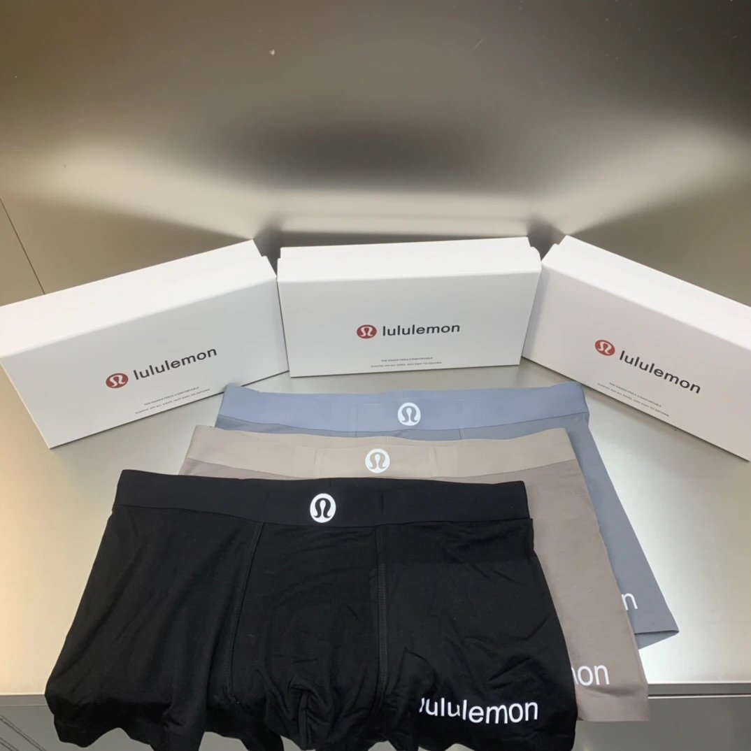 High quality men's underwear in a box of three, available in any color