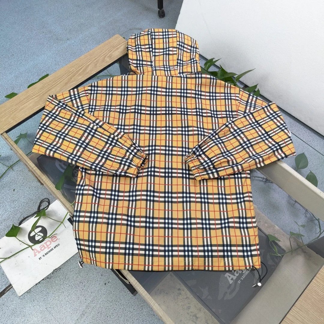 High quality checkered hooded jacket