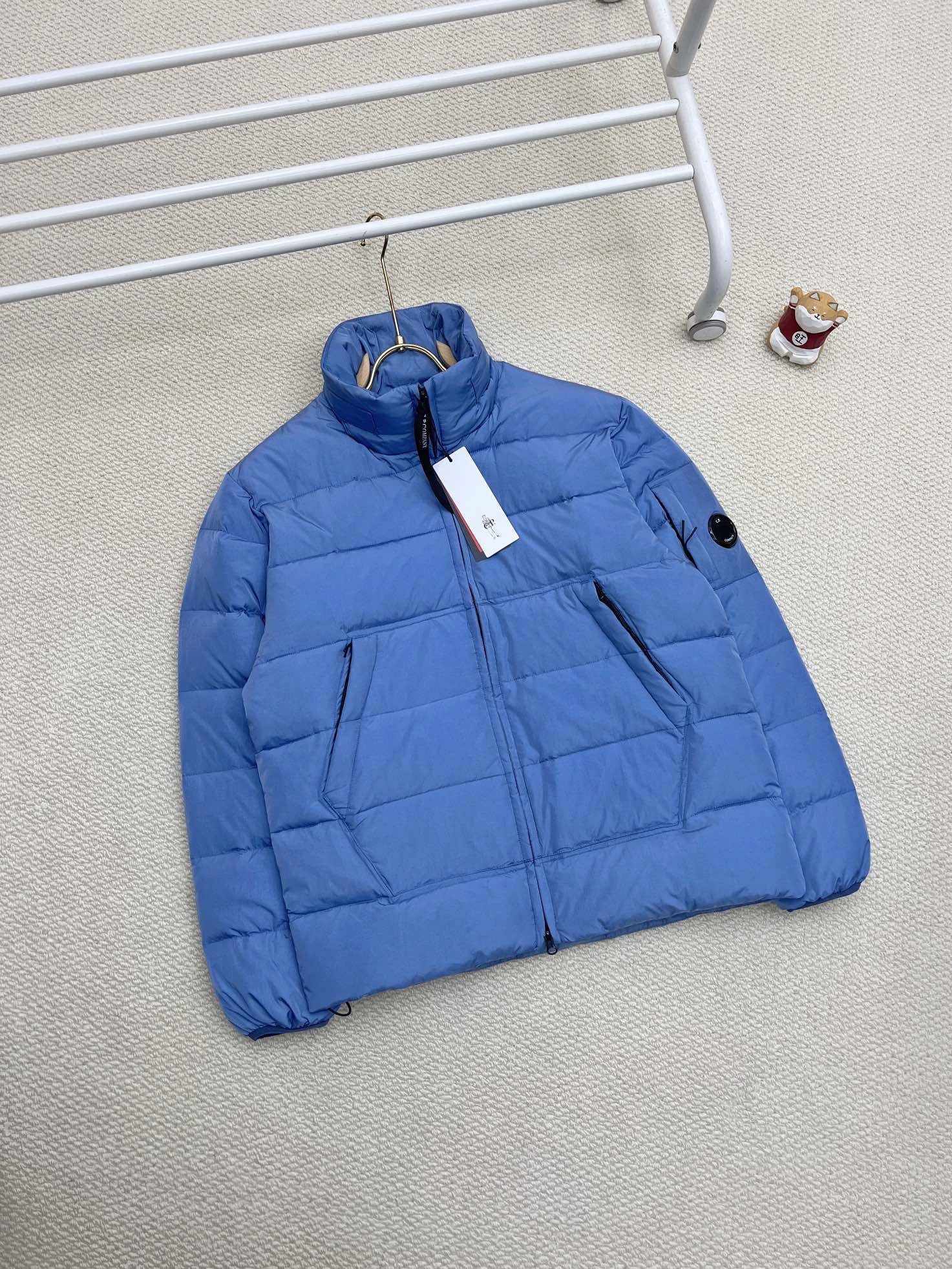 High quality quilted stand up collar down jacket
