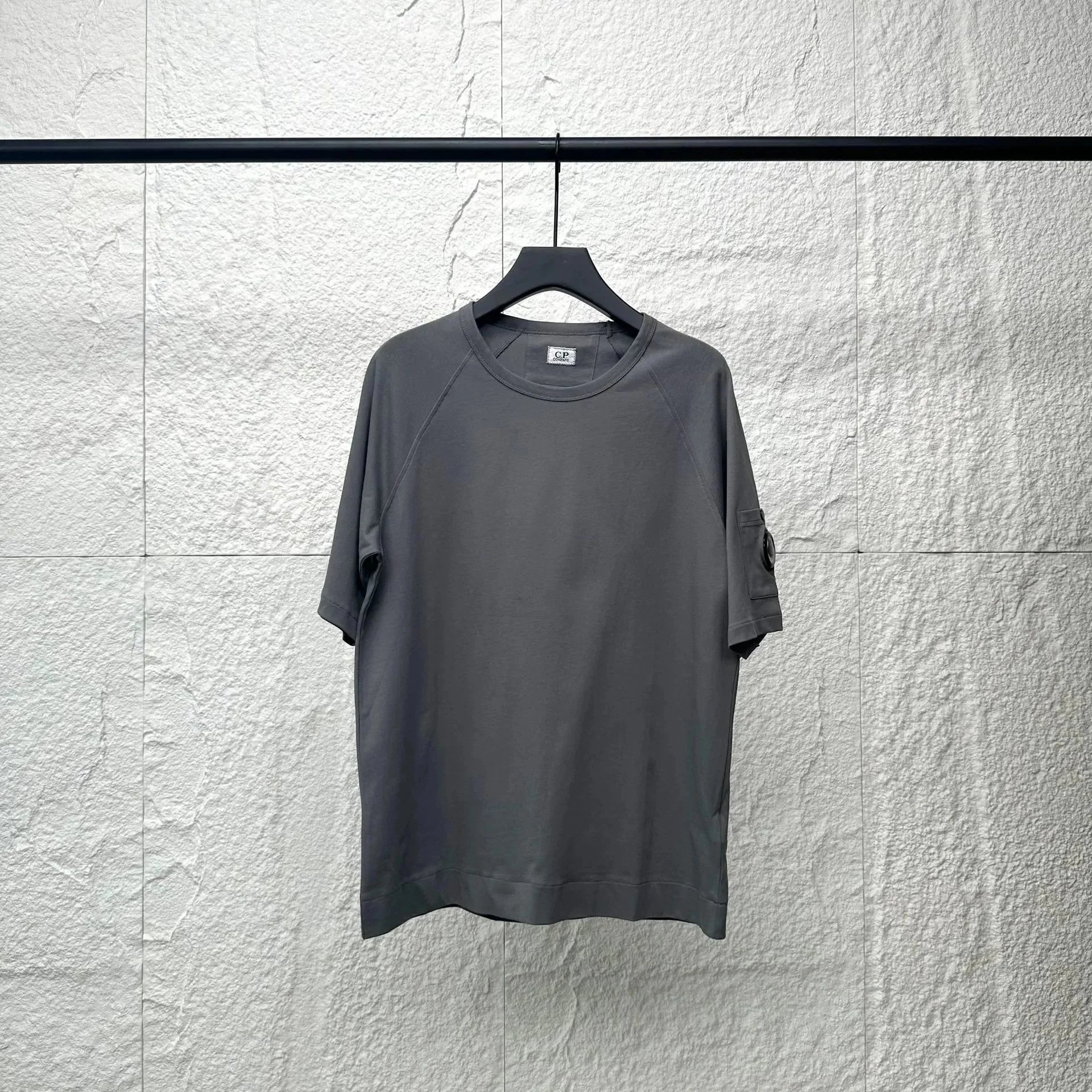 High quality glasses embroidered with simple casual round neck short sleeves
