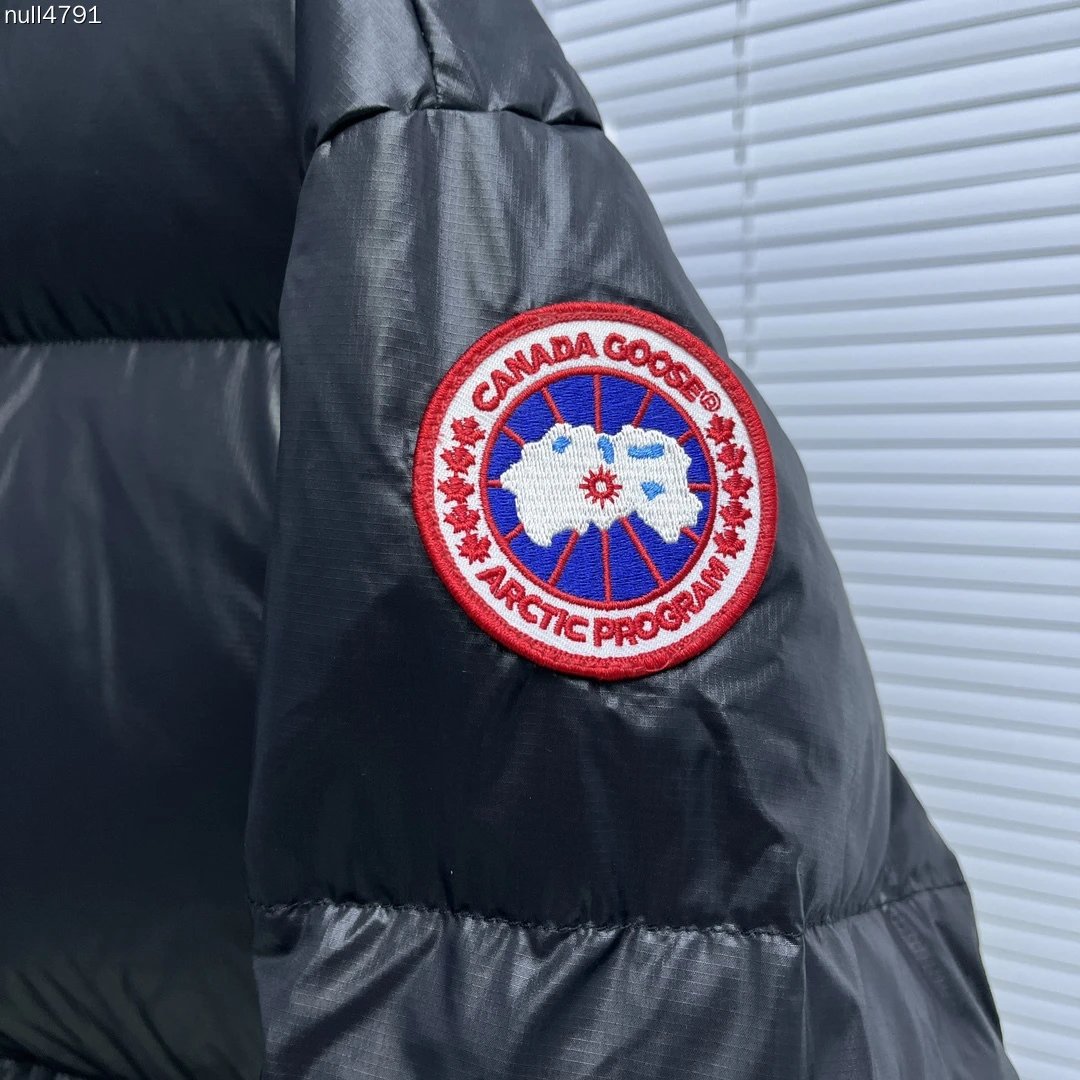 Winter short glossy down jacket