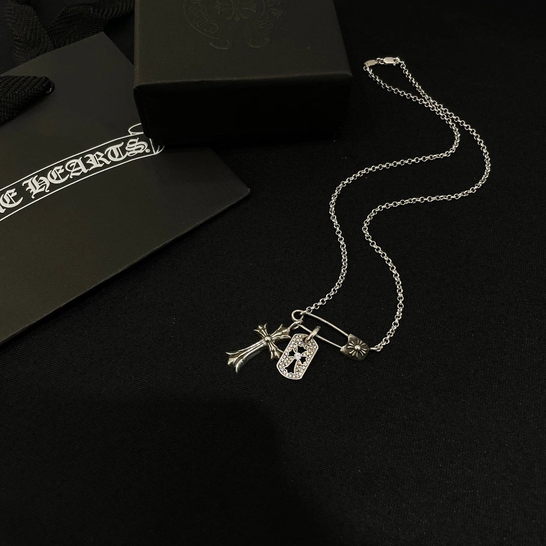 High quality retro high-end cross necklace
