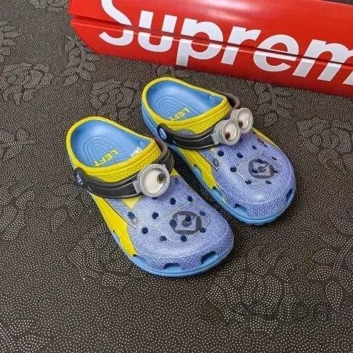 High quality co branded river tracing shoes with box, please add : 18030258501 if you need size guide