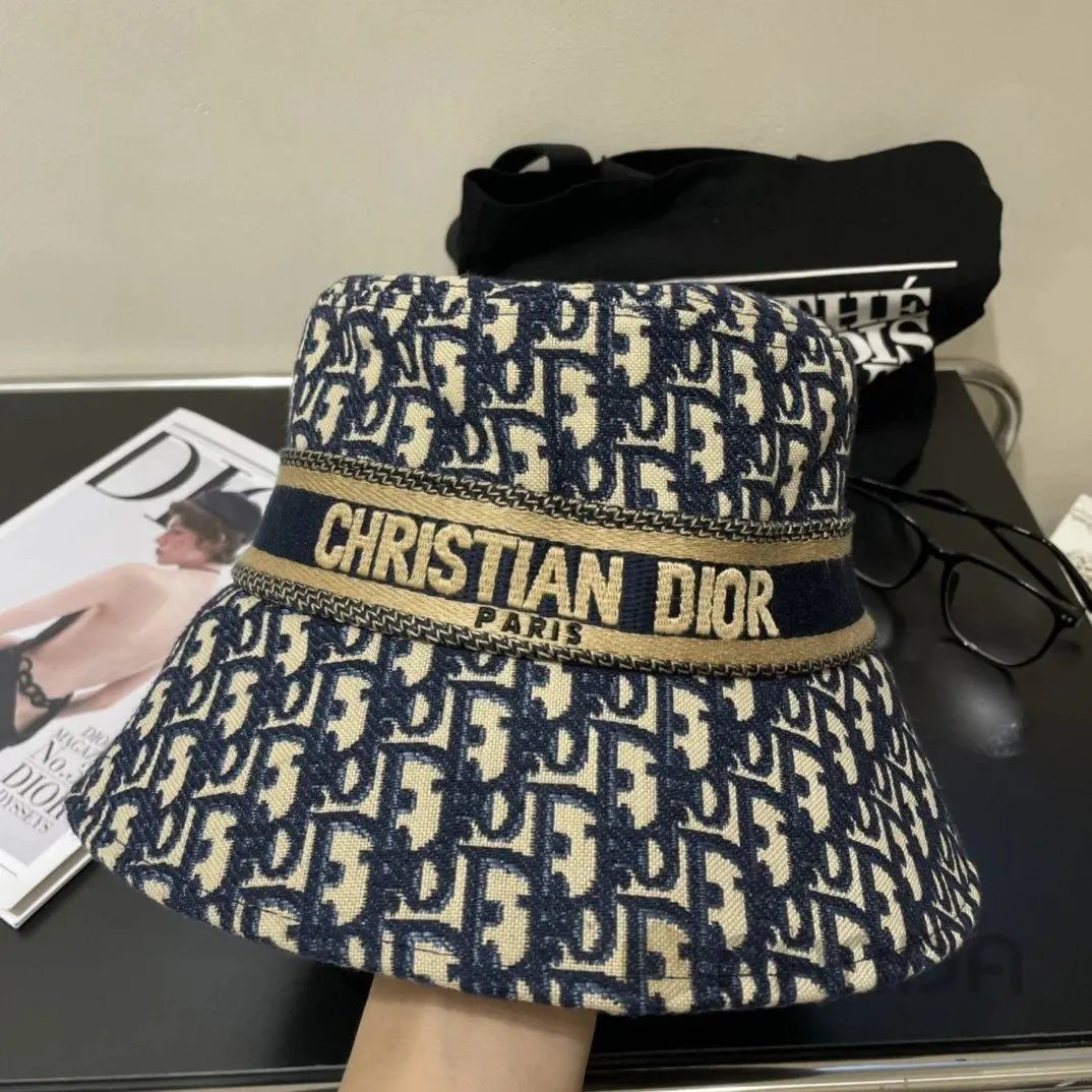 High quality versatile baseball cap duck tongue cap 2 pcs add : 18030258501 if you need size guide