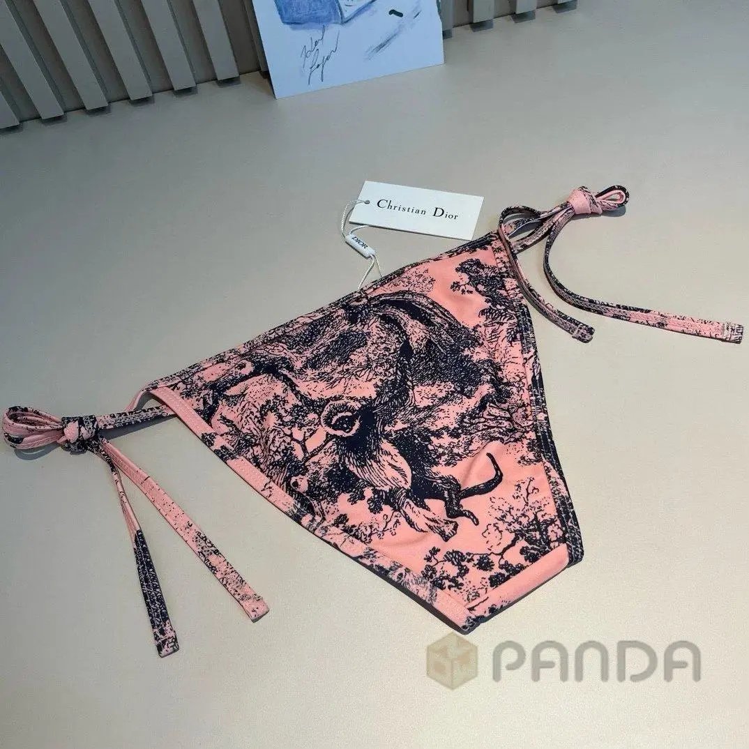 High quality classic bikini set pls add : 18030258501 if you need size guide