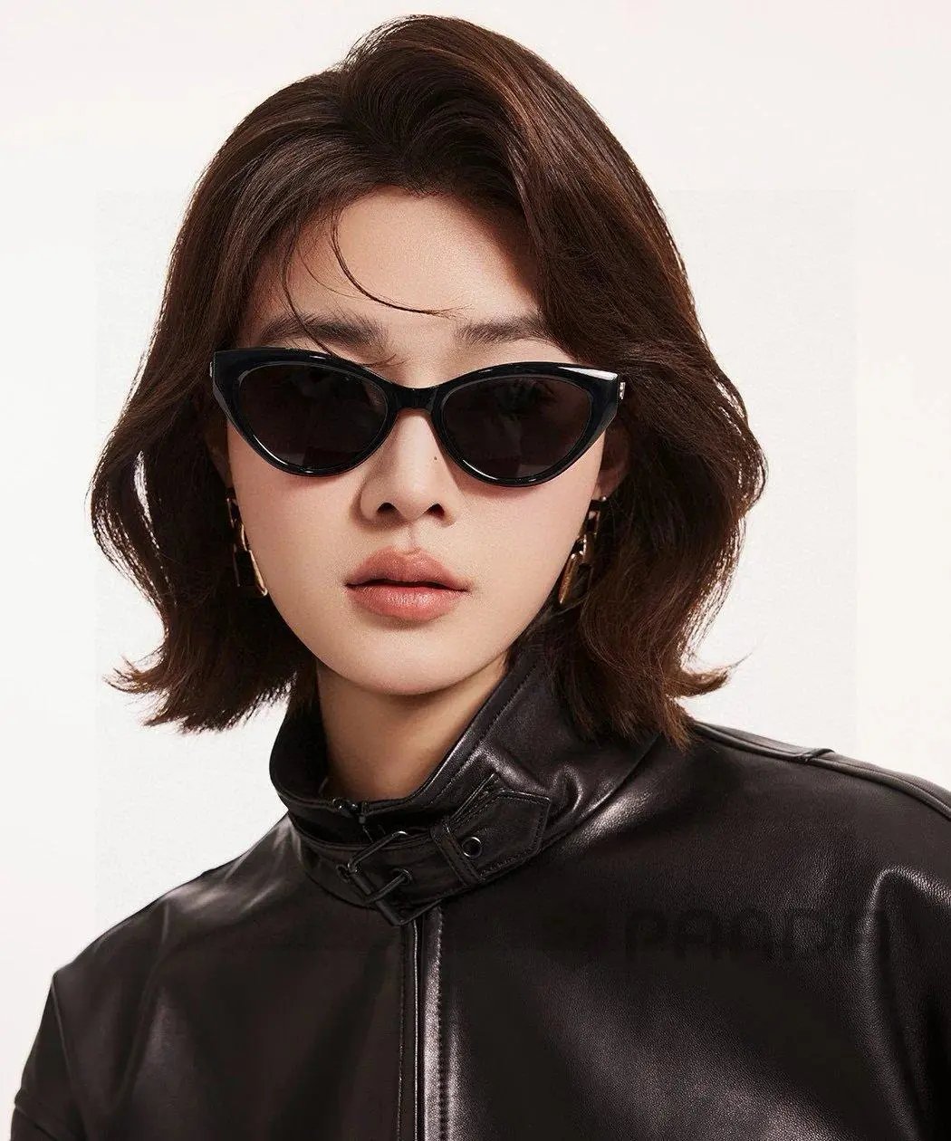High quality thick framed gold label sunglasses 11 pcs add : 18859952090 if you need size guide