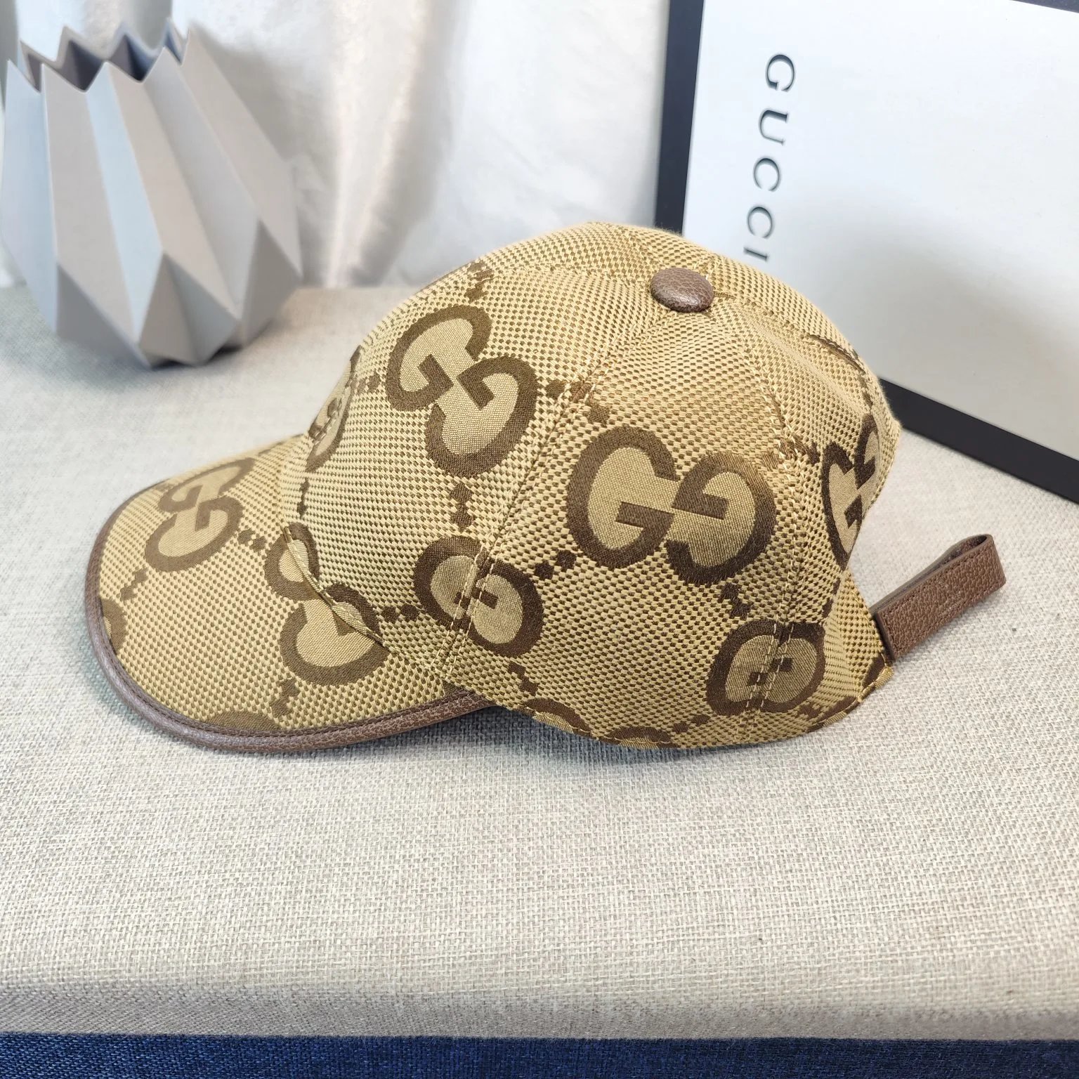 High quality versatile casual hat 007