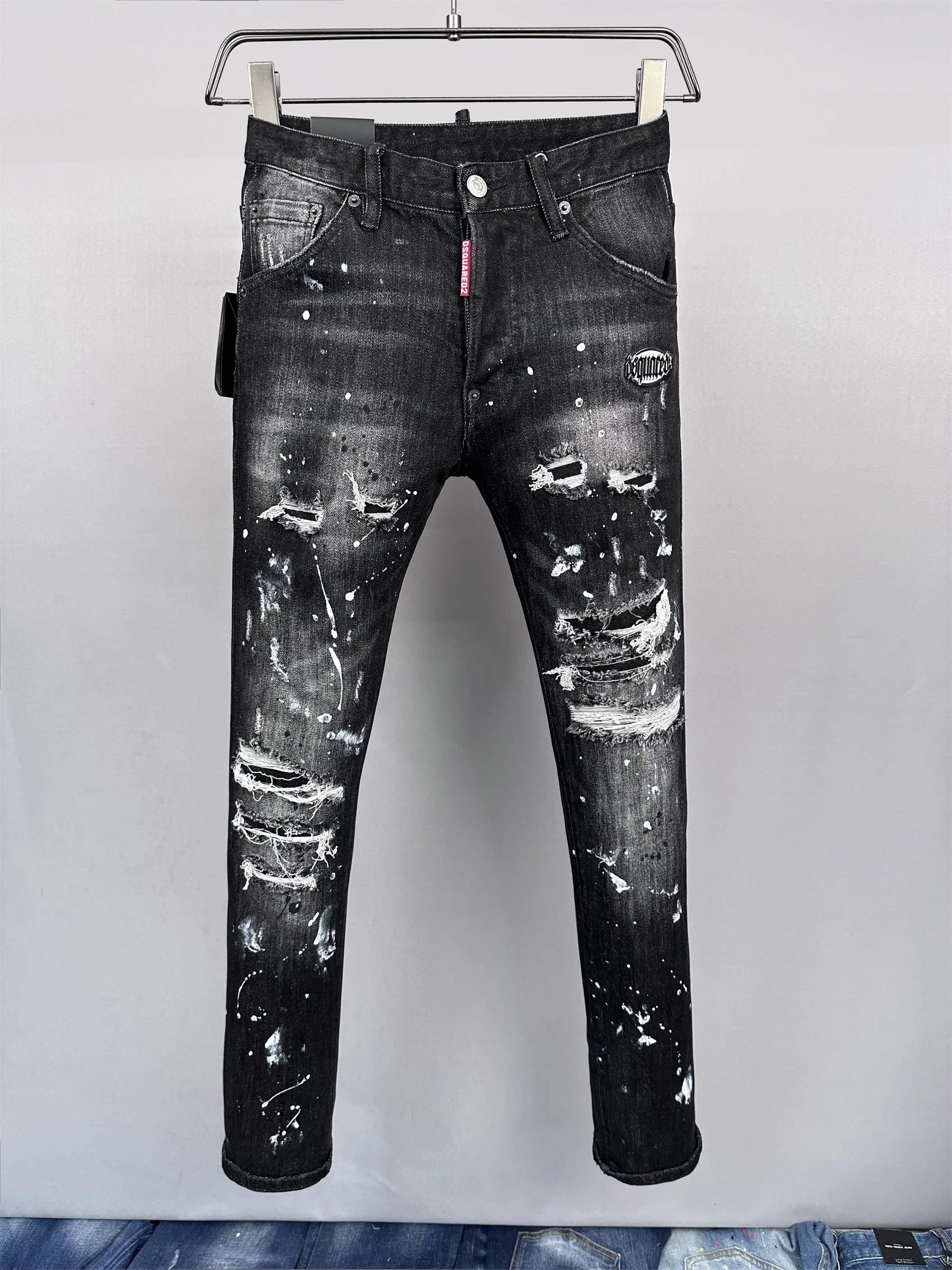 Dsquared2