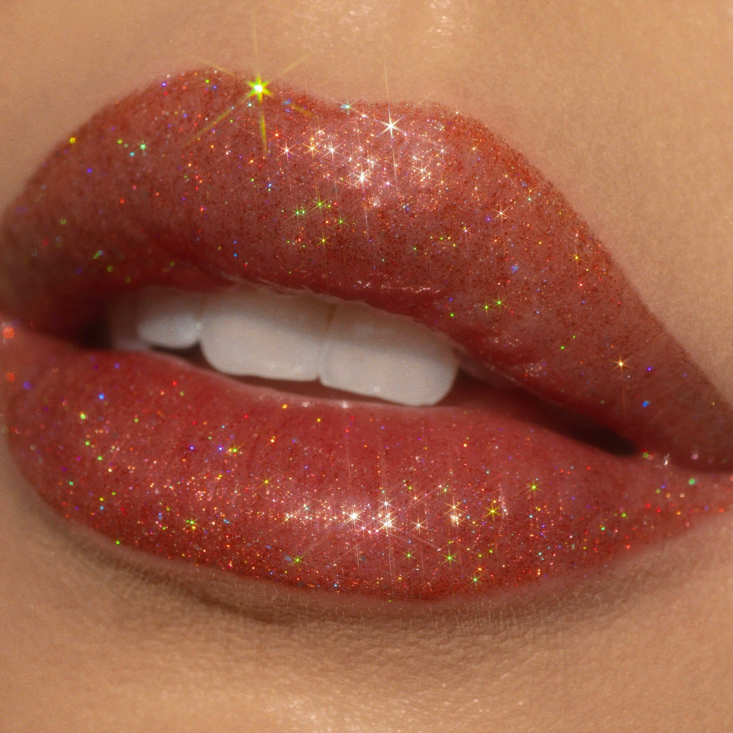 Show-Stopping Lips Kit - Queen cosmetics 