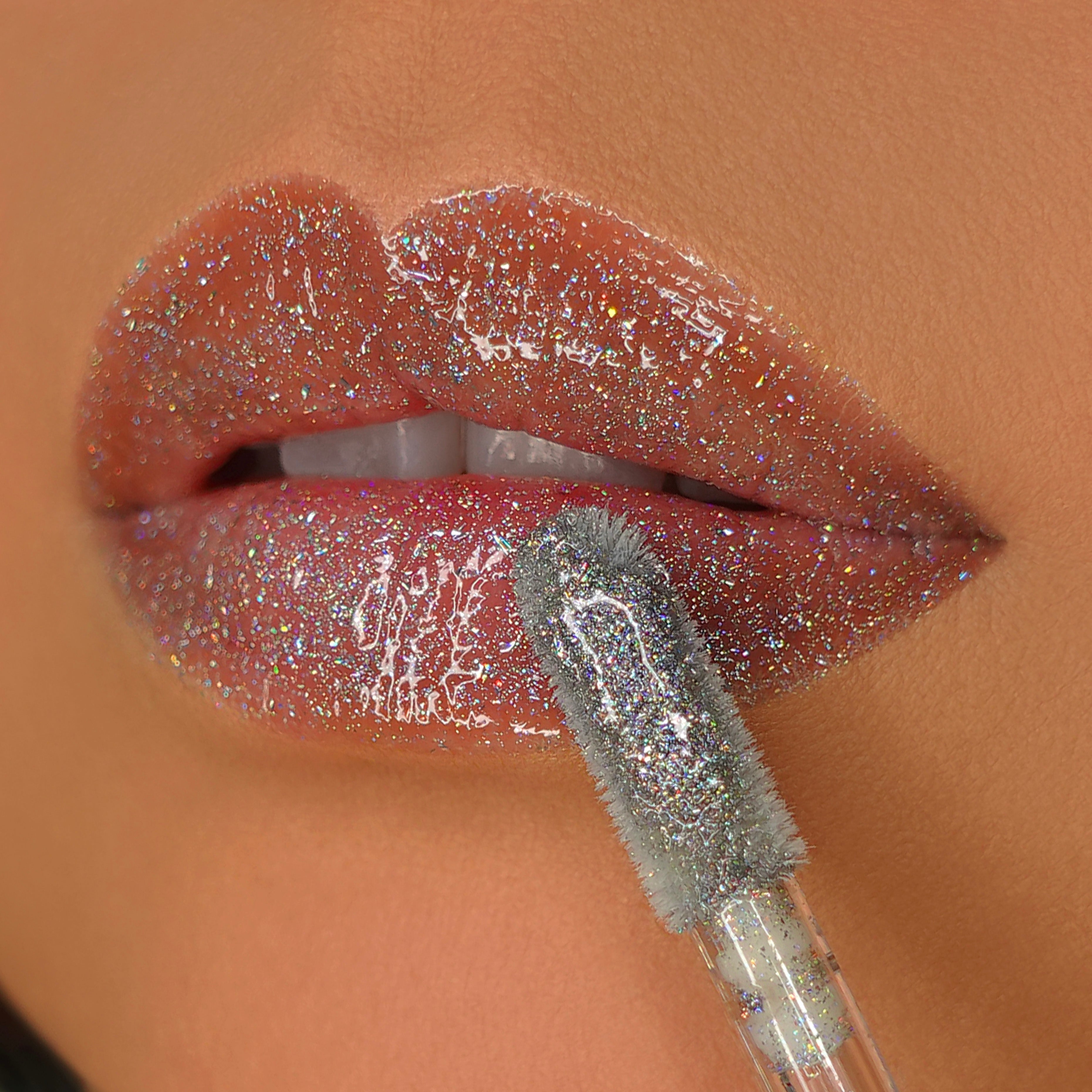 Holographic Gloss PR box - Queen cosmetics 