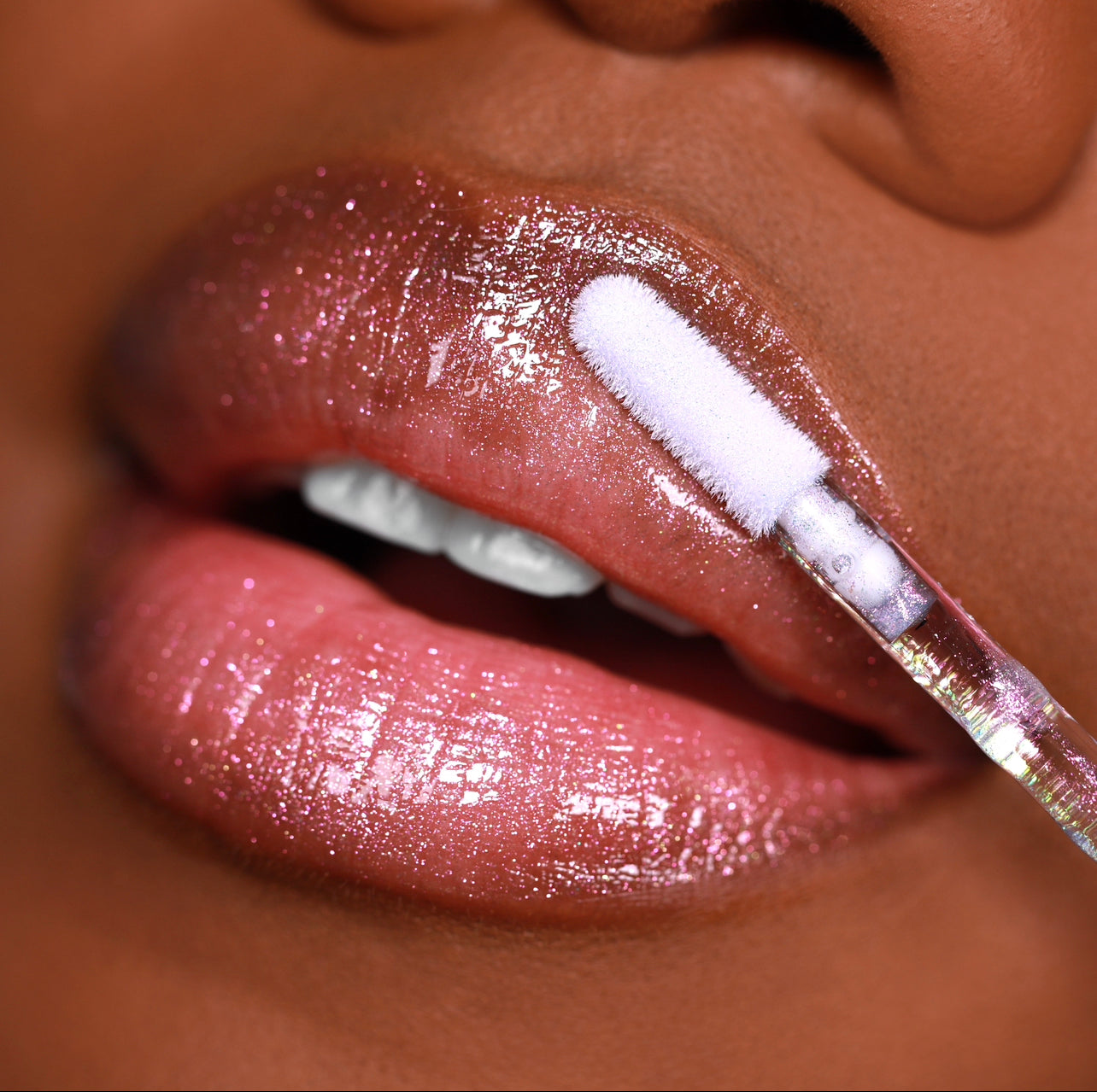 Virtual Reality - Queen cosmetics 