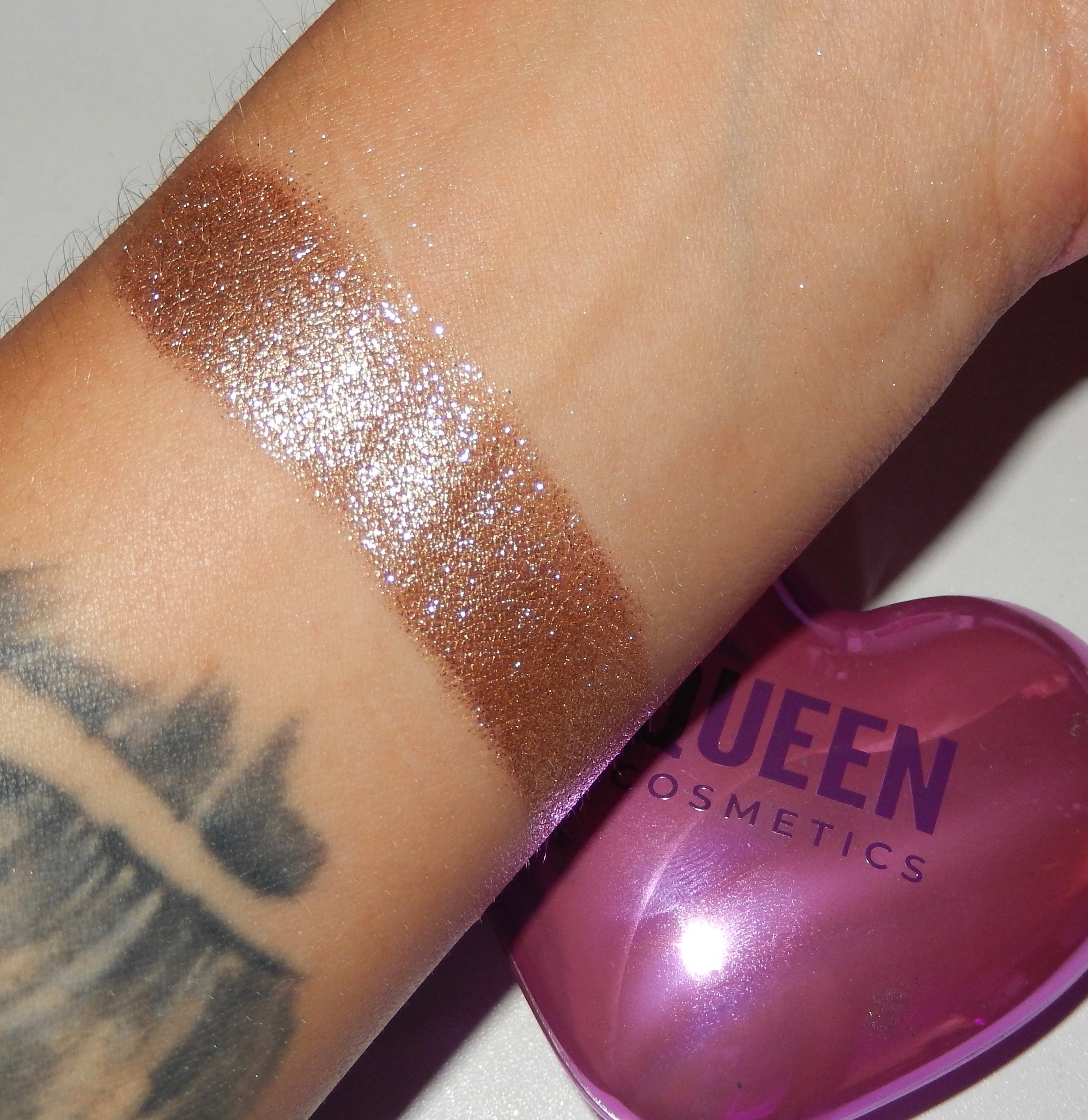 Y2K Baddie - Queen cosmetics 
