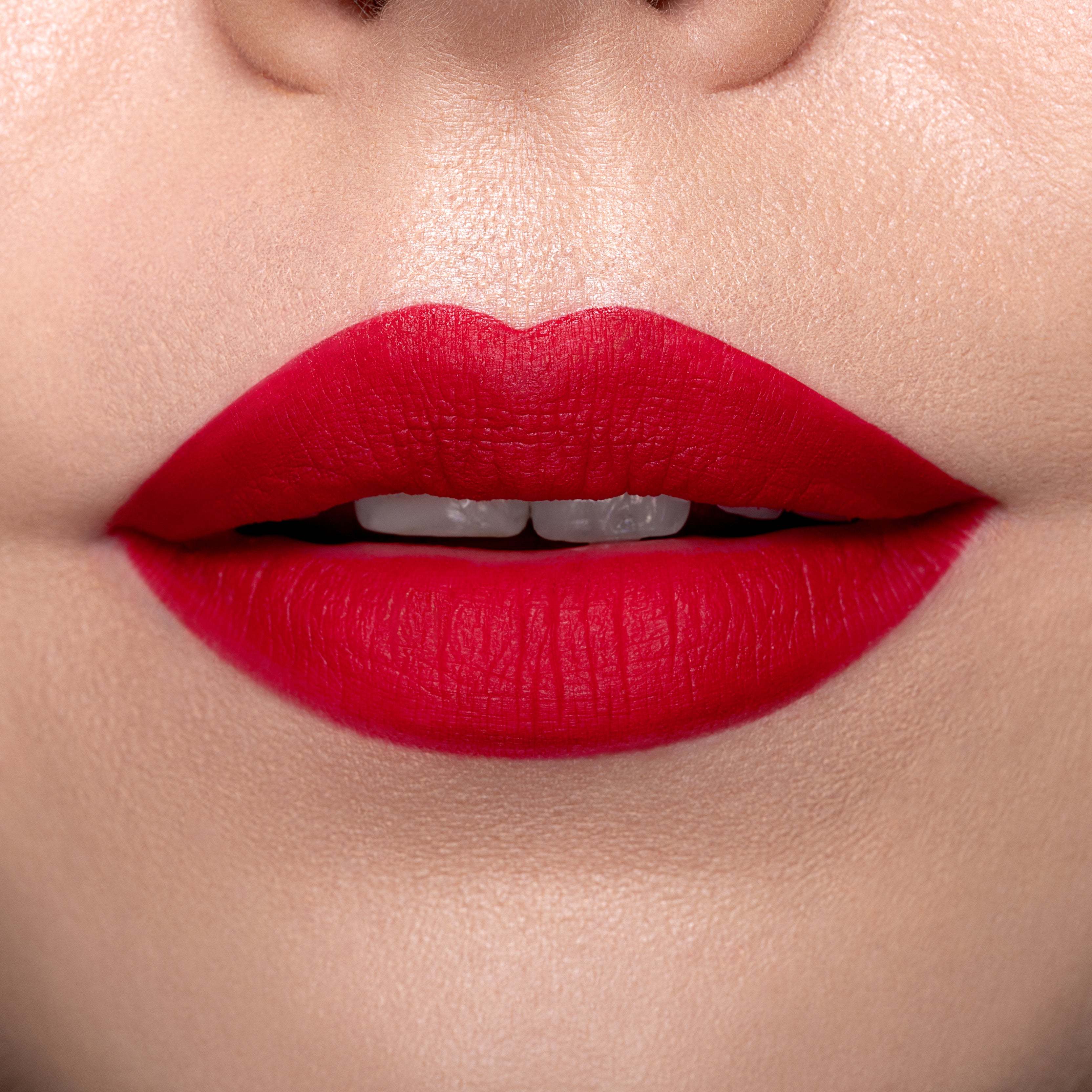 Power Trip Lip Kit - Queen cosmetics 