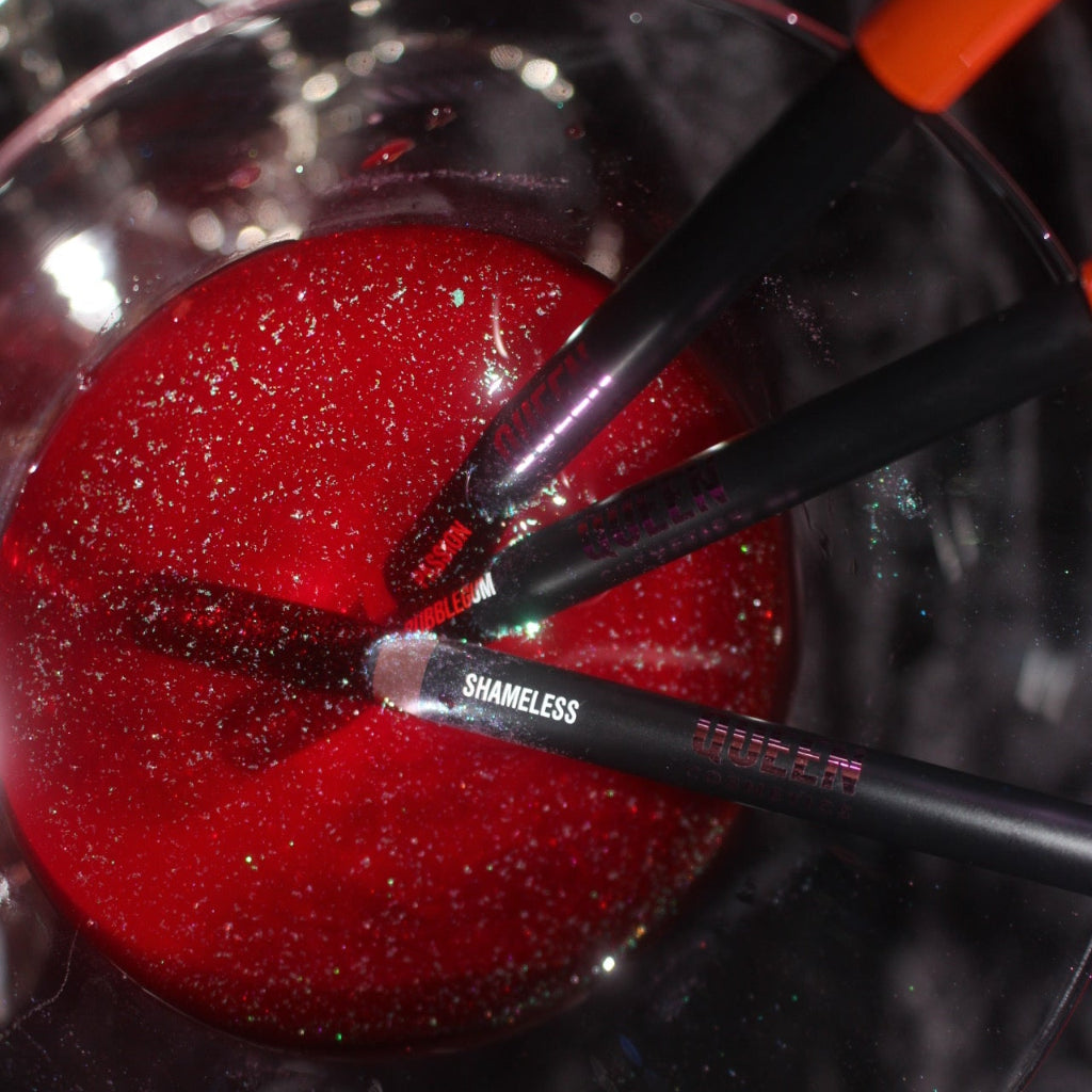 Bubblegum Lip Liner - Queen cosmetics 