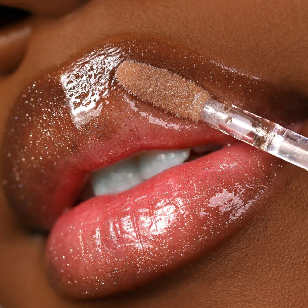 Tease (Limited Edition) - Queen cosmetics 
