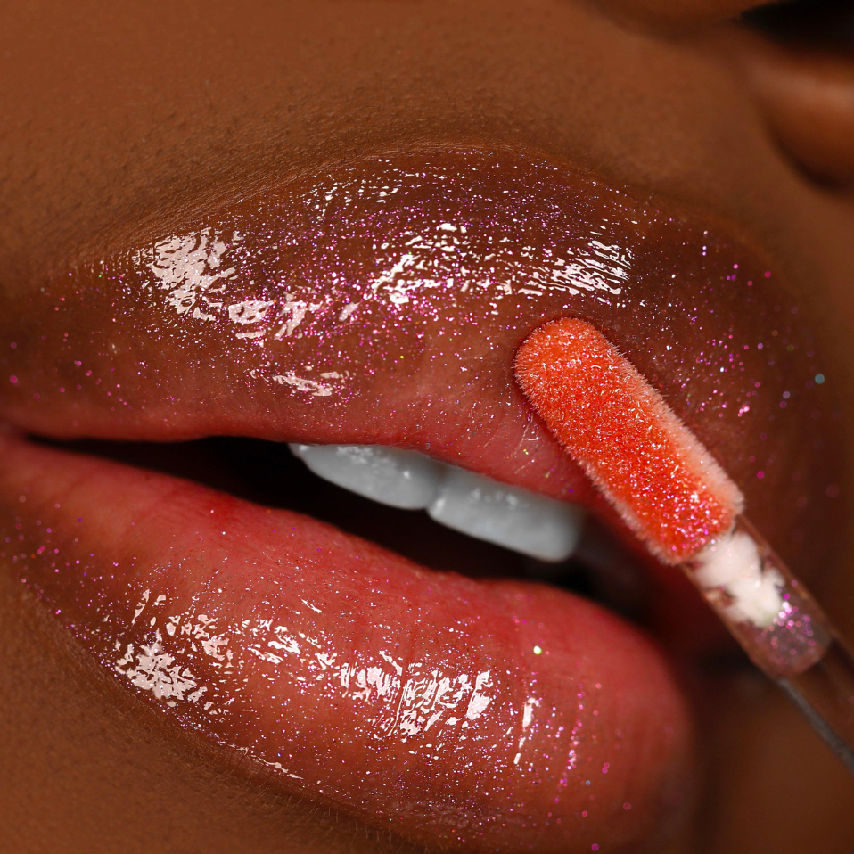 Divine Aura - Queen cosmetics 
