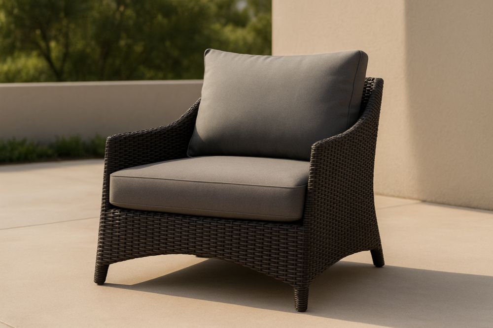 Poltrona da Esterno in Rattan con Cuscini in Poliestere Grigio