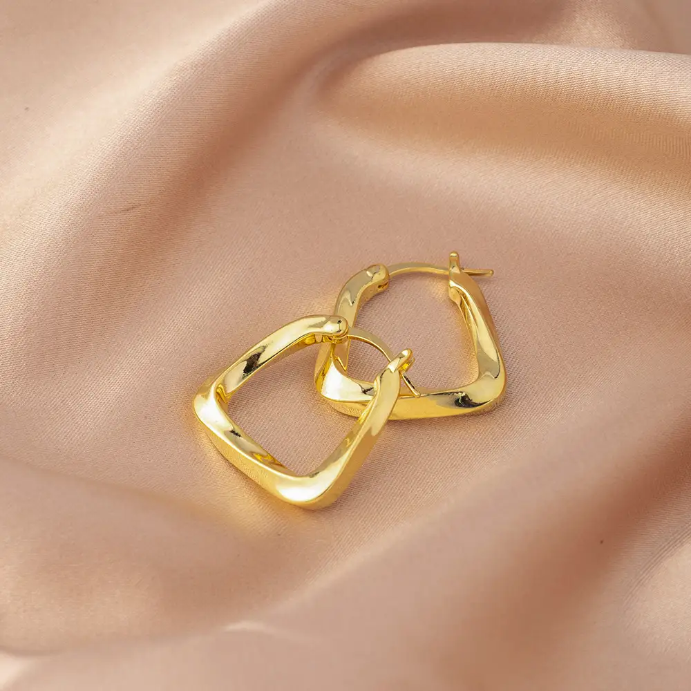 Sculpted Square Hoop Earrings