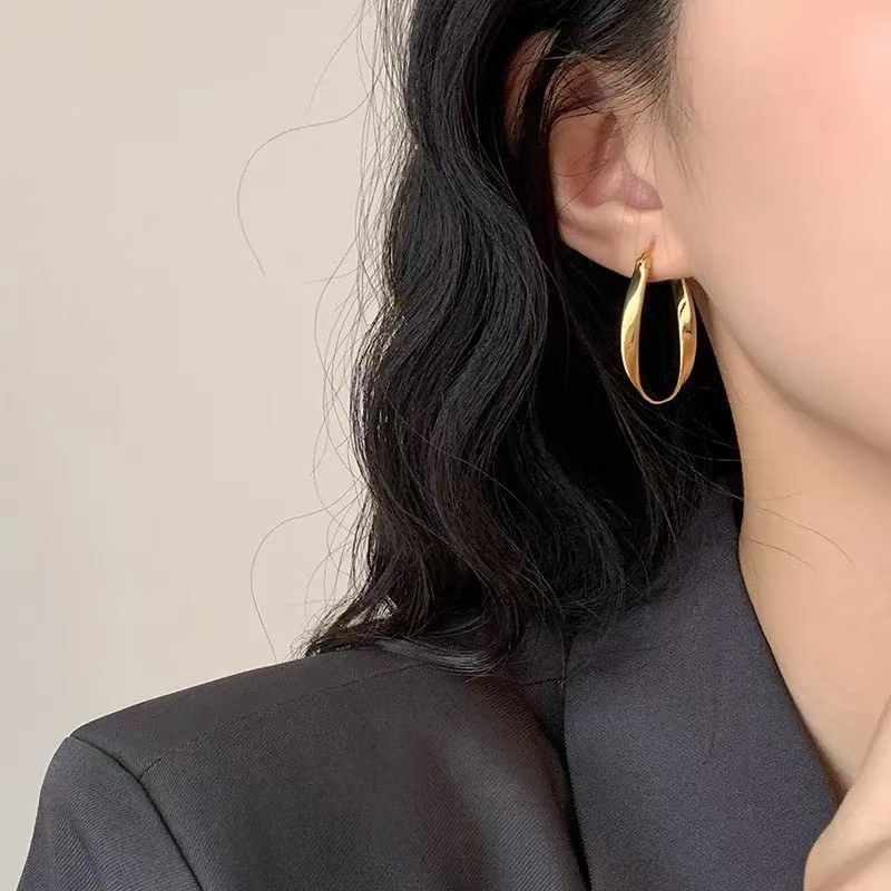 Mobius Twist Drop Earrings