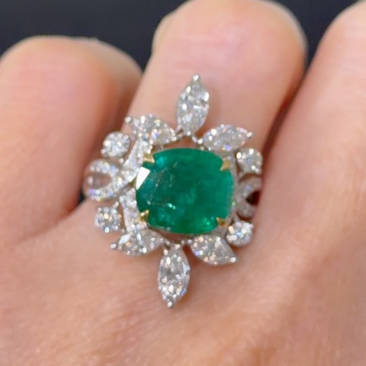 5-Carat Cushion-Cut Emerald and Sapphire Ring