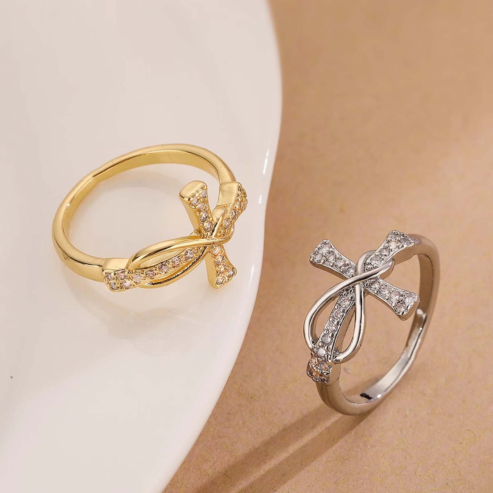 Möbius Cross Ring