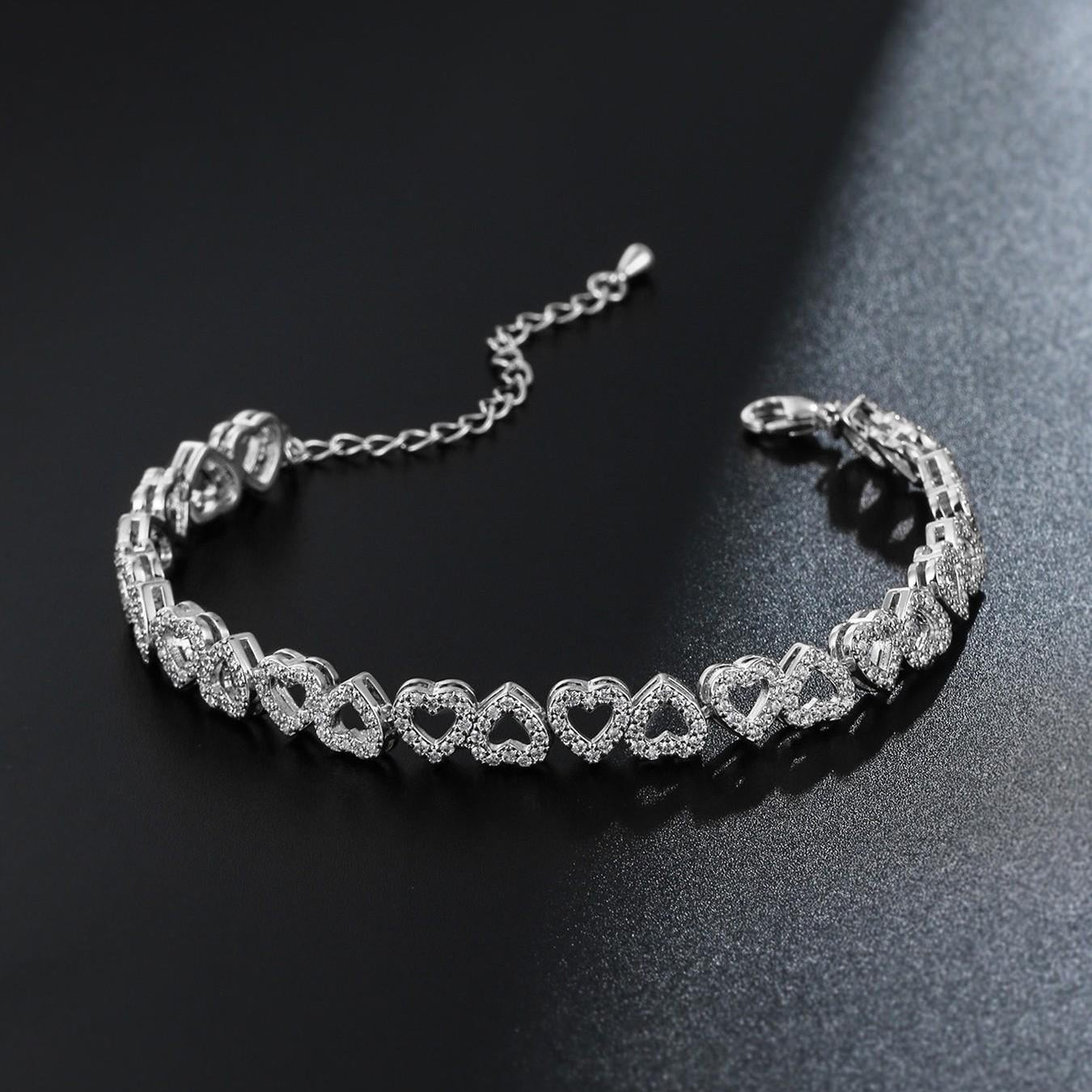 Adjustable Heart-Shaped Zirconia Bracelet