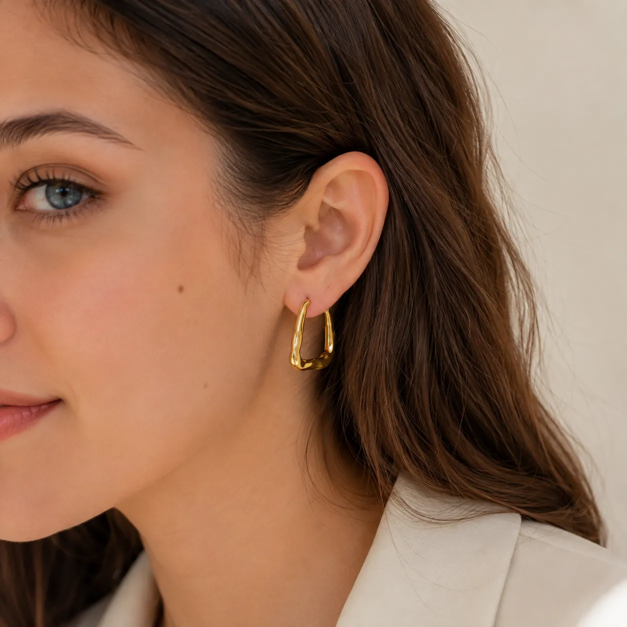 Sculpted Square Hoop Earrings