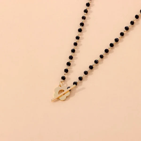 The Bloom Flower Clasp Choker