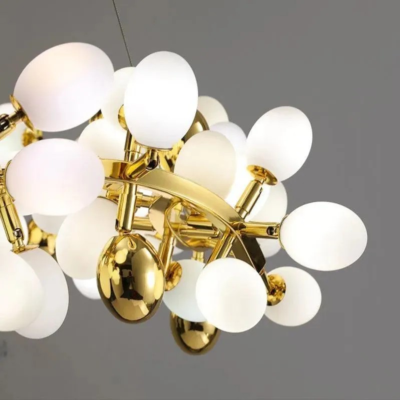 Escamoles Horizontal Grape Branch Chandelier