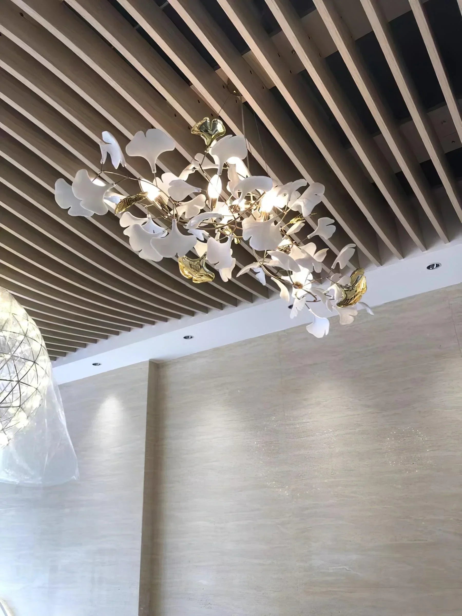 Ceramic Gingko Chandelier B - thebelacan