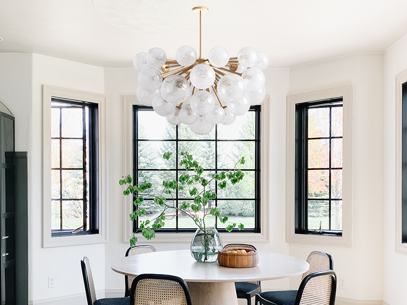 Mandoza Glass Chandelier - thebelacan