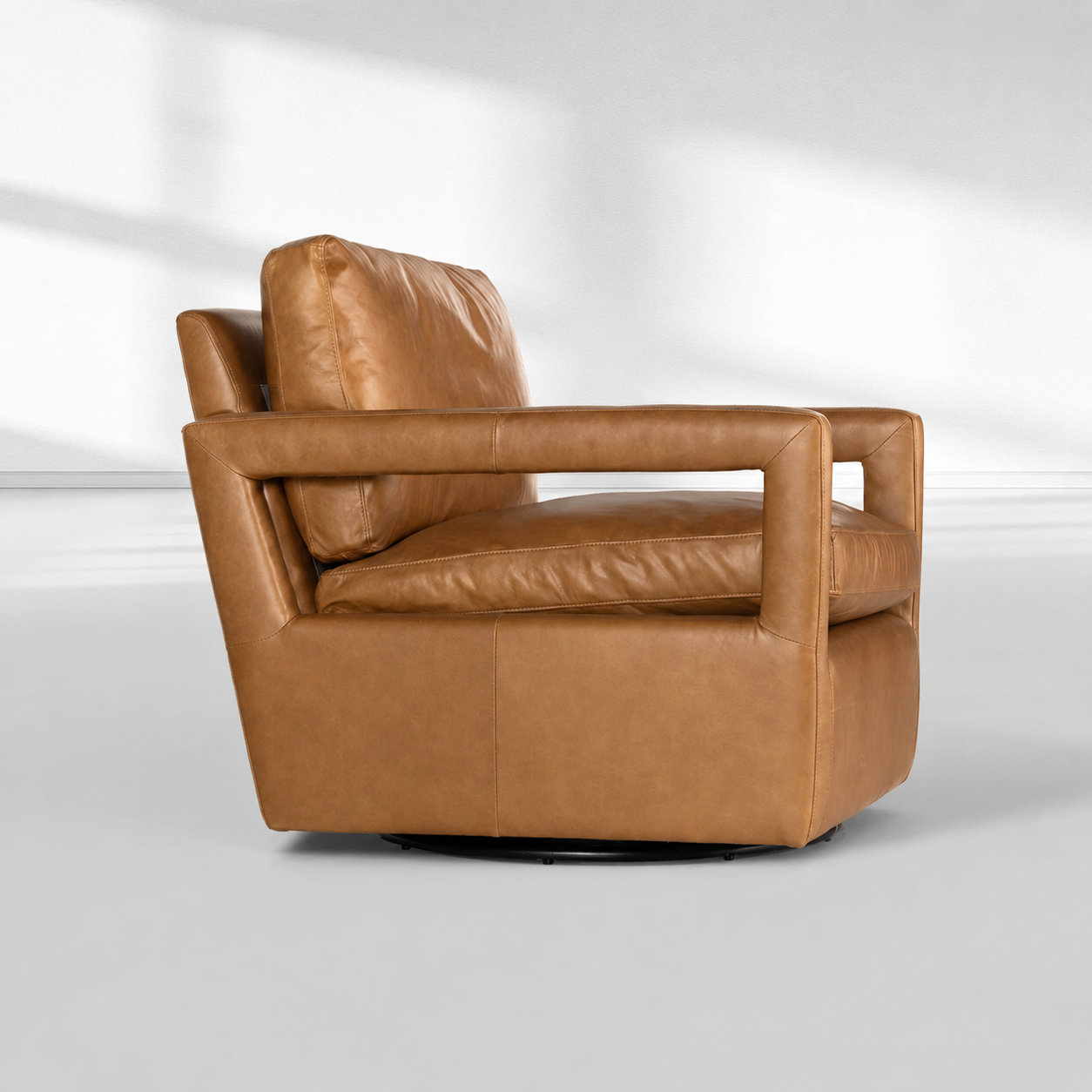 Owon Swivel Lounge Chair