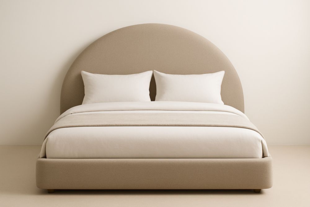 Letto matrimoniale in tessuto poliestere beige con testiera semicircolare 200x160 cm (Lu×L)