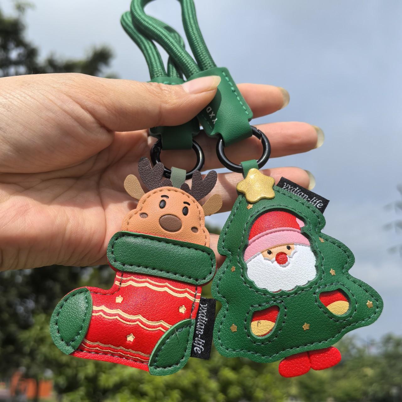 Árbol De Navidad De Cuero Con Nombre Personalizado, Calcetín Navideño Colgante De Cuero Sintético, Llavero De Cuero Pu, Adornos Navideños - GiftlabES