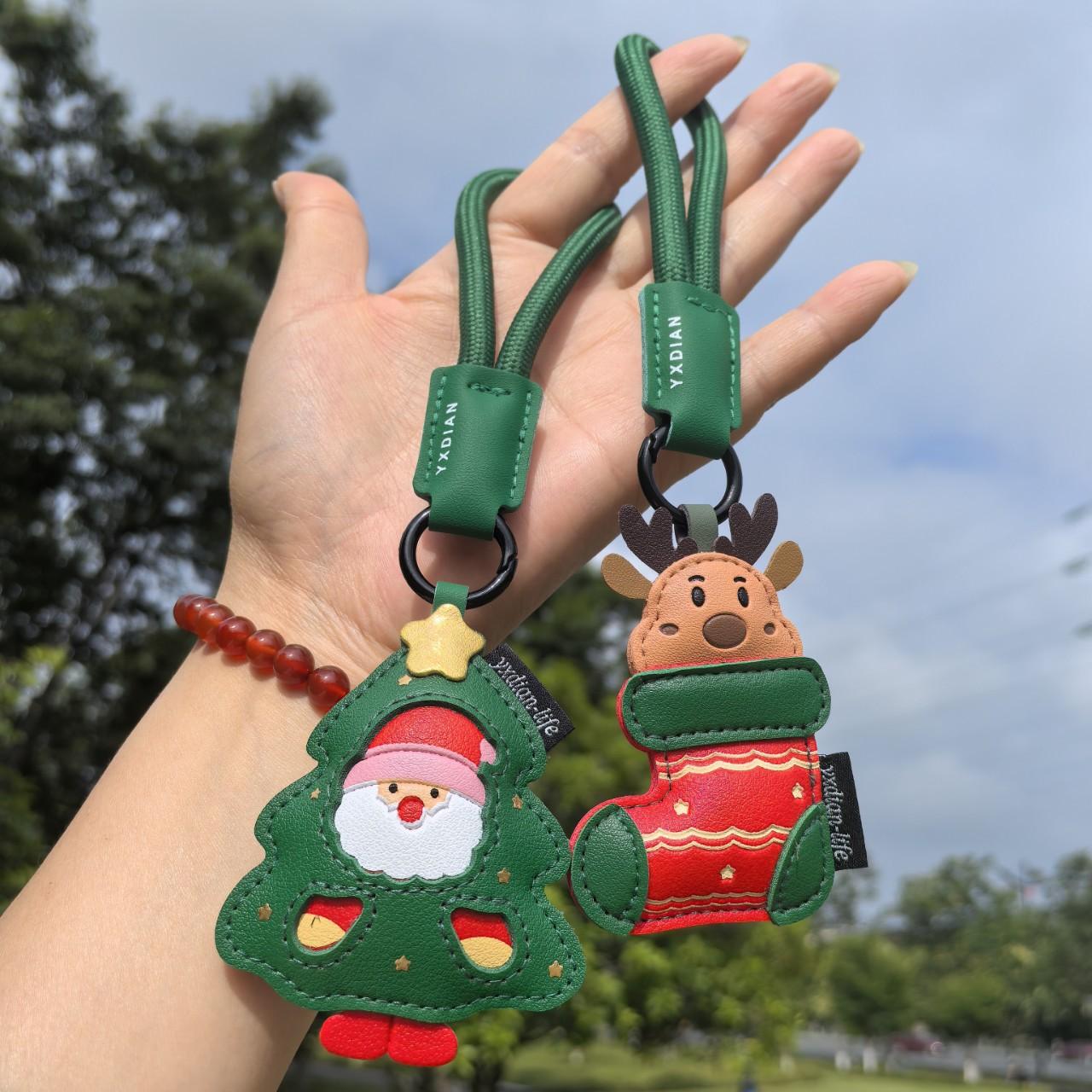 Árbol De Navidad De Cuero Con Nombre Personalizado, Calcetín Navideño Colgante De Cuero Sintético, Llavero De Cuero Pu, Adornos Navideños - GiftlabES